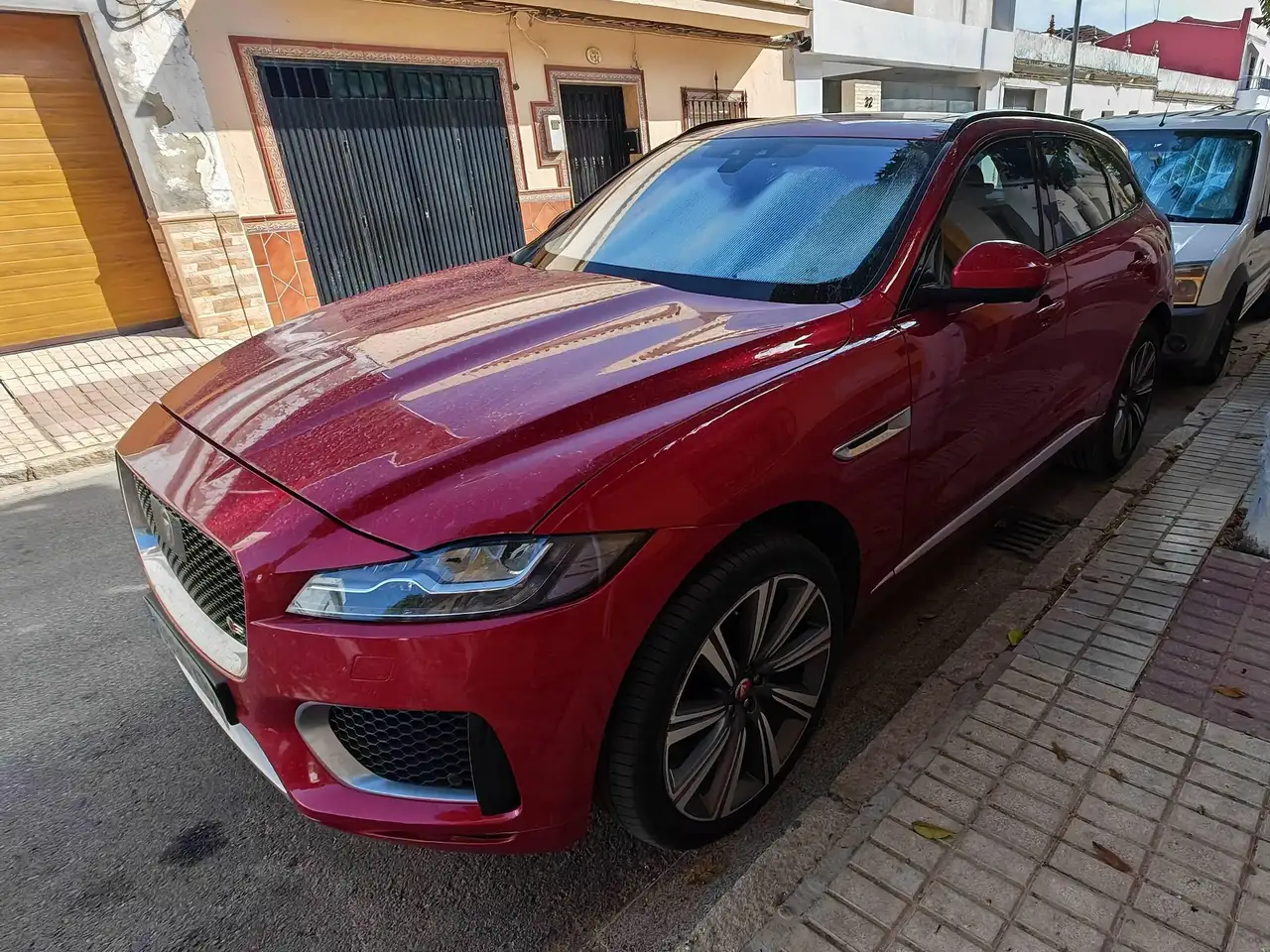 Jaguar F-Pace