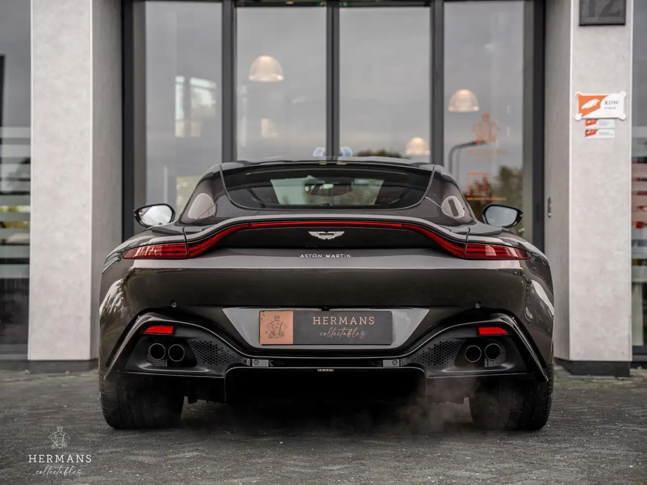 Aston Martin Vantage — photo 8 sur 35