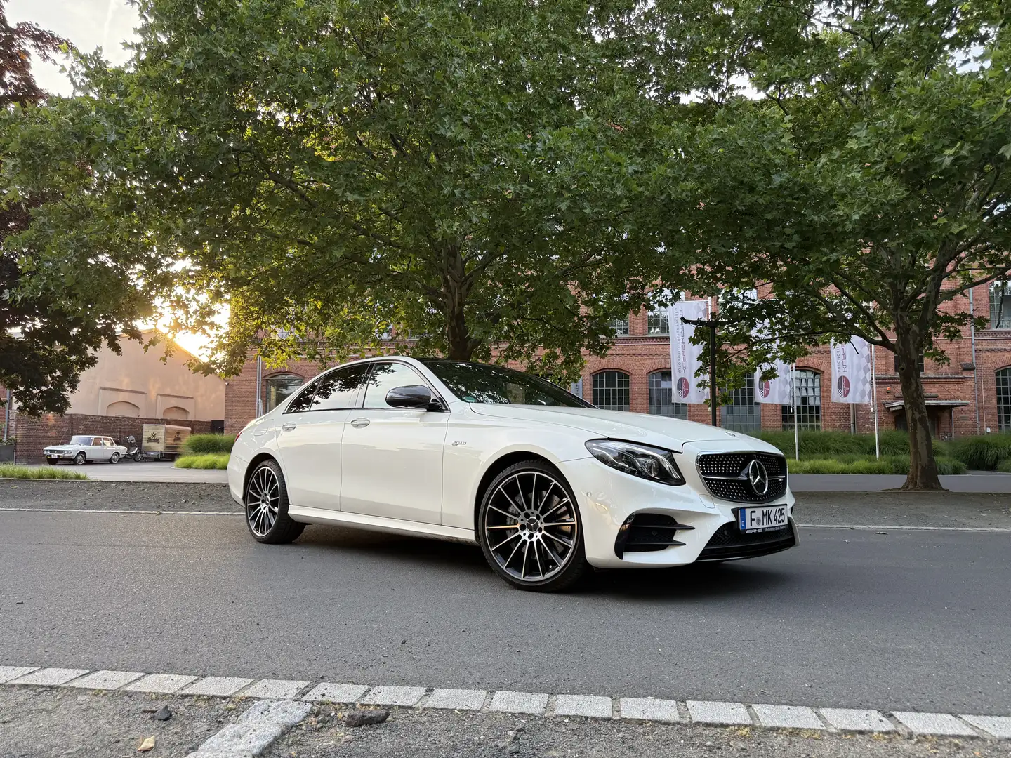 Mercedes-Benz E 43 AMG E 43 AMG 4Matic 9G-TRONIC Weiß - 1