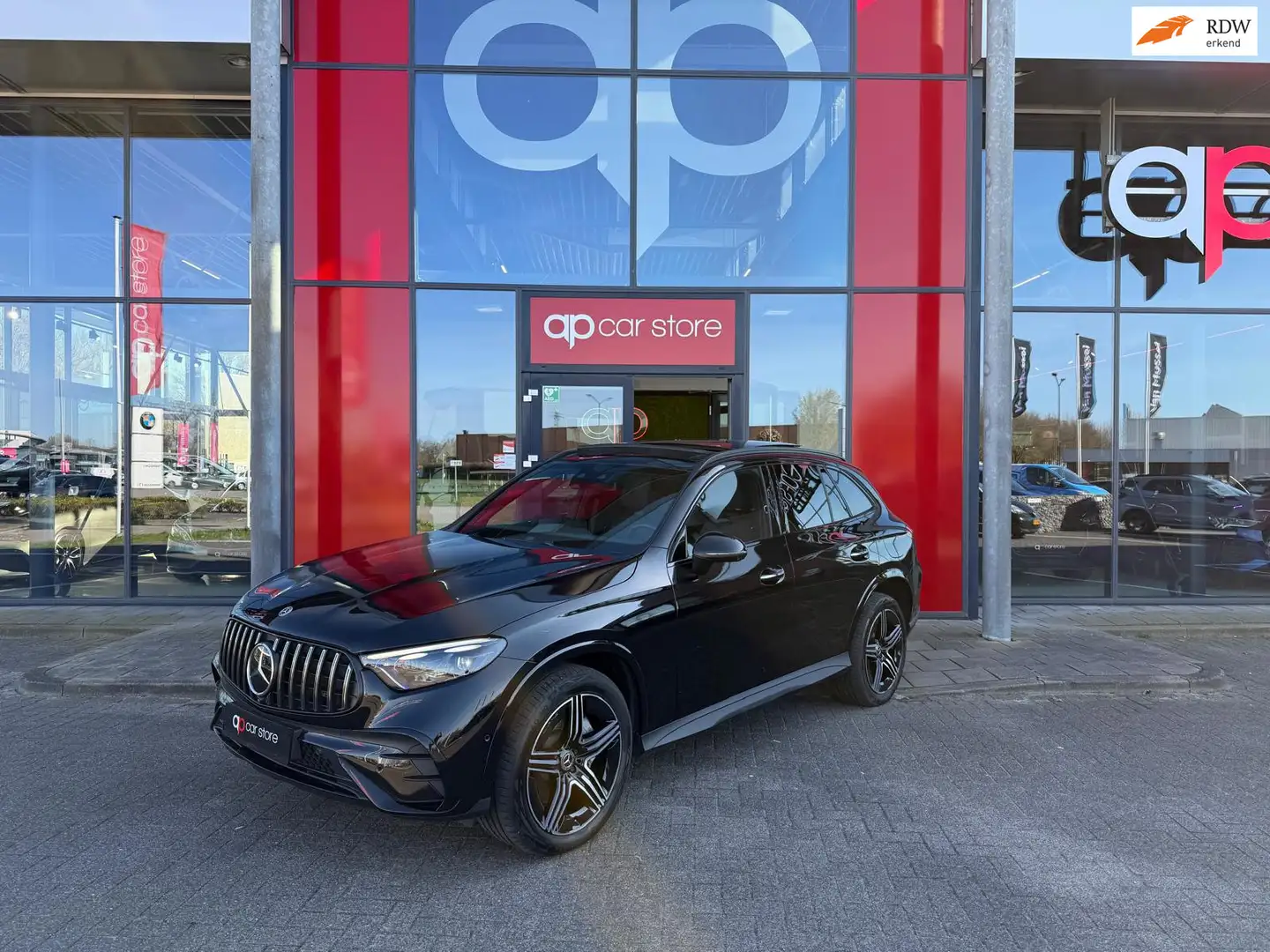 Mercedes-Benz GLC 400 400e 4MATIC AMG Vol Panorama Burmester Memory Seat Negro - 1