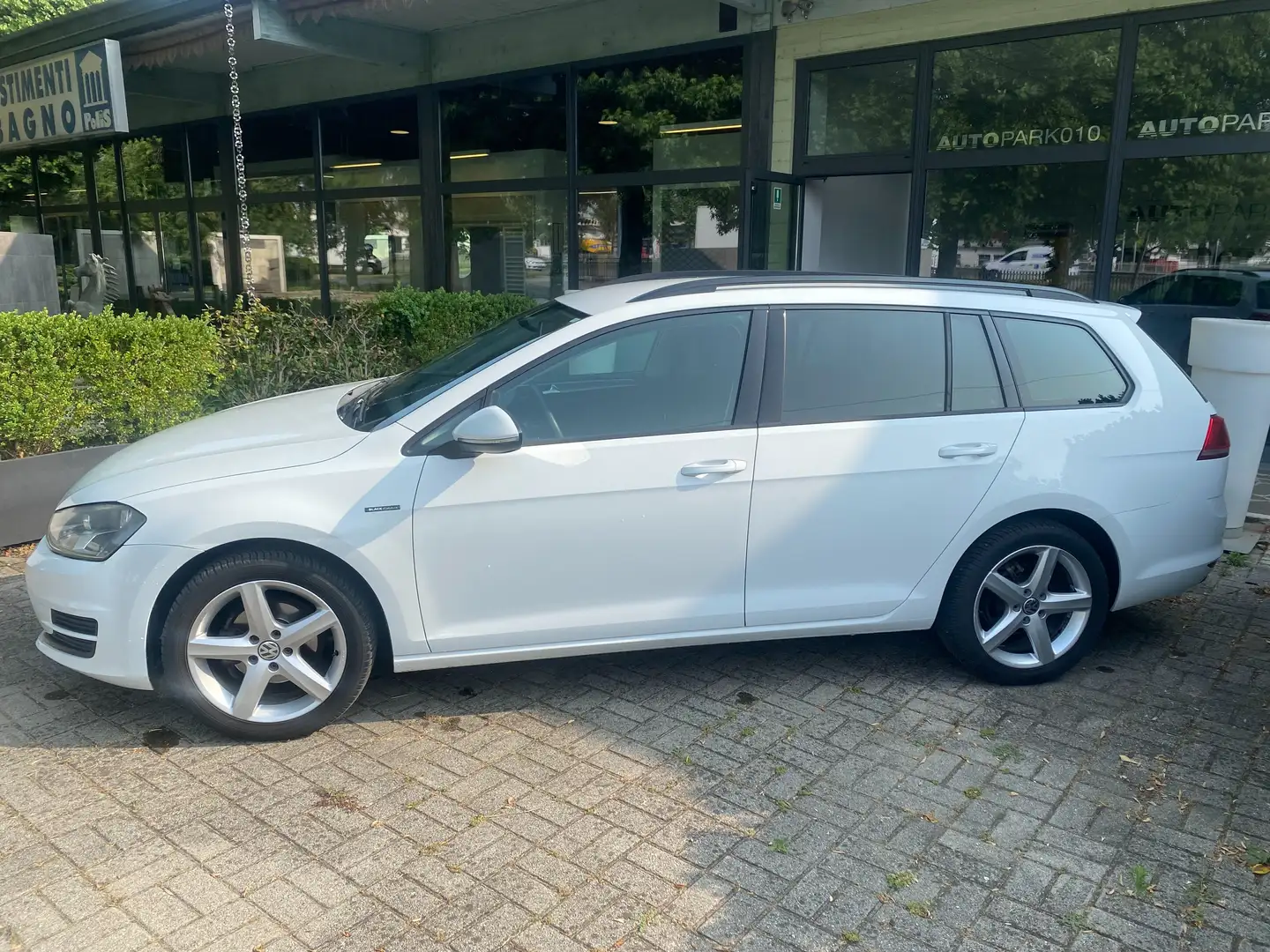 Volkswagen Golf Variant Golf Variant 1.2 tsi Trend 85cv OK NEOPATENTATI Bianco - 2
