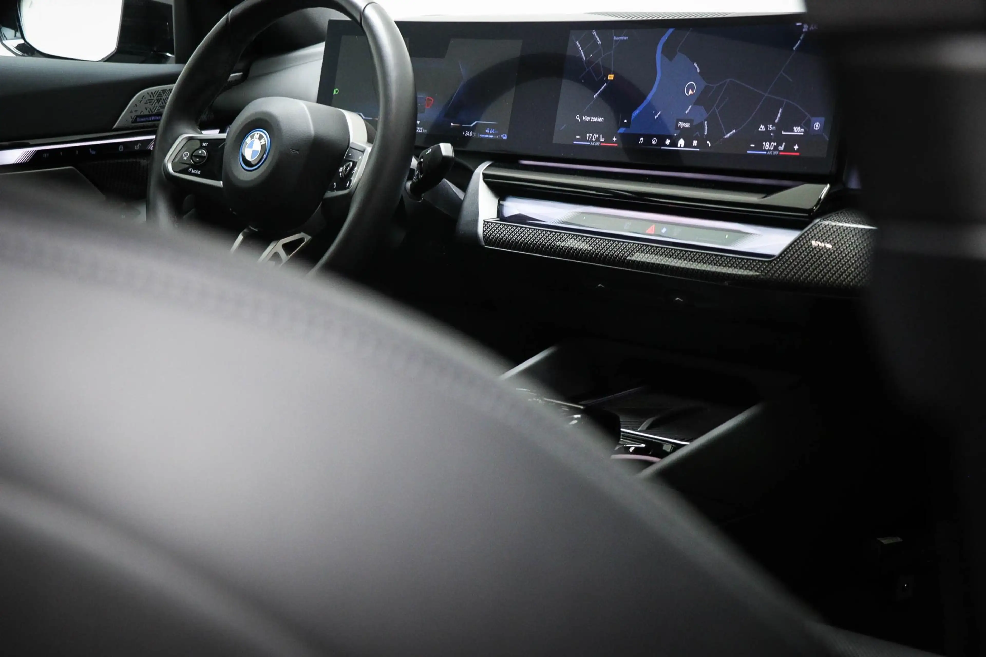 BMW 550 5-serie 550e xDrive | HEAD UP | BOWER & WILKINS | — photo 17