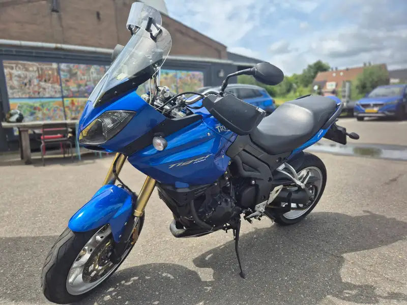 Triumph Tiger 1050 - foto 5