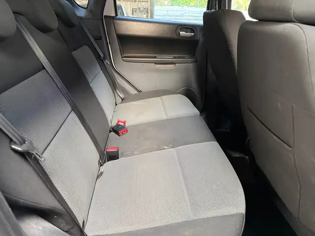 Mitsubishi Colt view 14