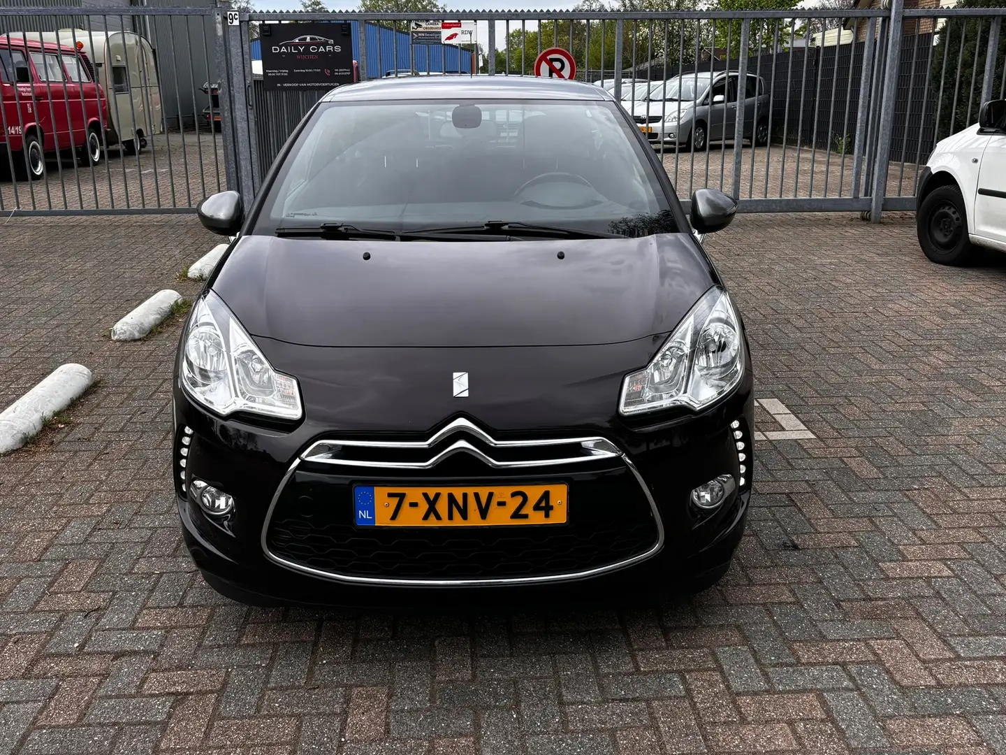 Citroen DS3 1.2 VTi So Chic Nwe Apk Top staat Фиолетовый - 2