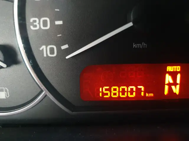 Peugeot 1007 view 13