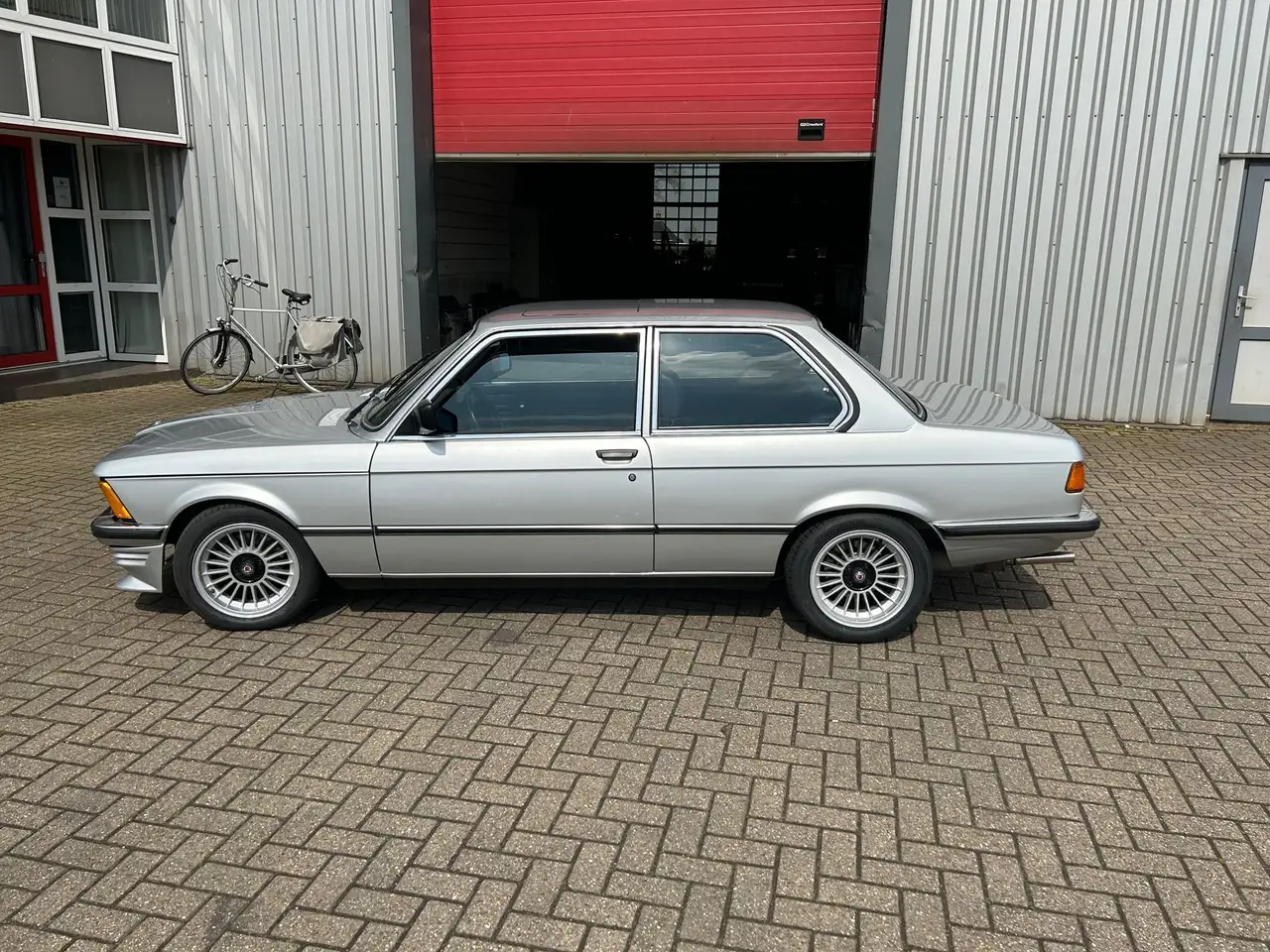 Bmw E21 323i Zilver ORGINEEL IN NL GELEVERD., foto 2