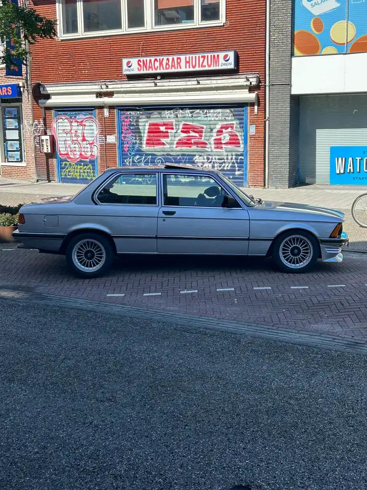 Bmw E21 323i Zilver ORGINEEL IN NL GELEVERD., foto 3