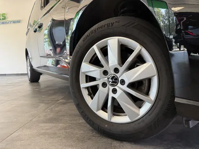 Volkswagen Caddy view 4