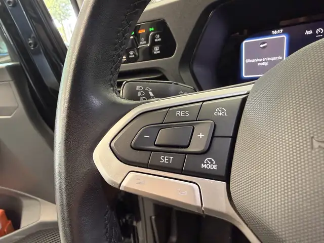 Volkswagen Caddy view 9