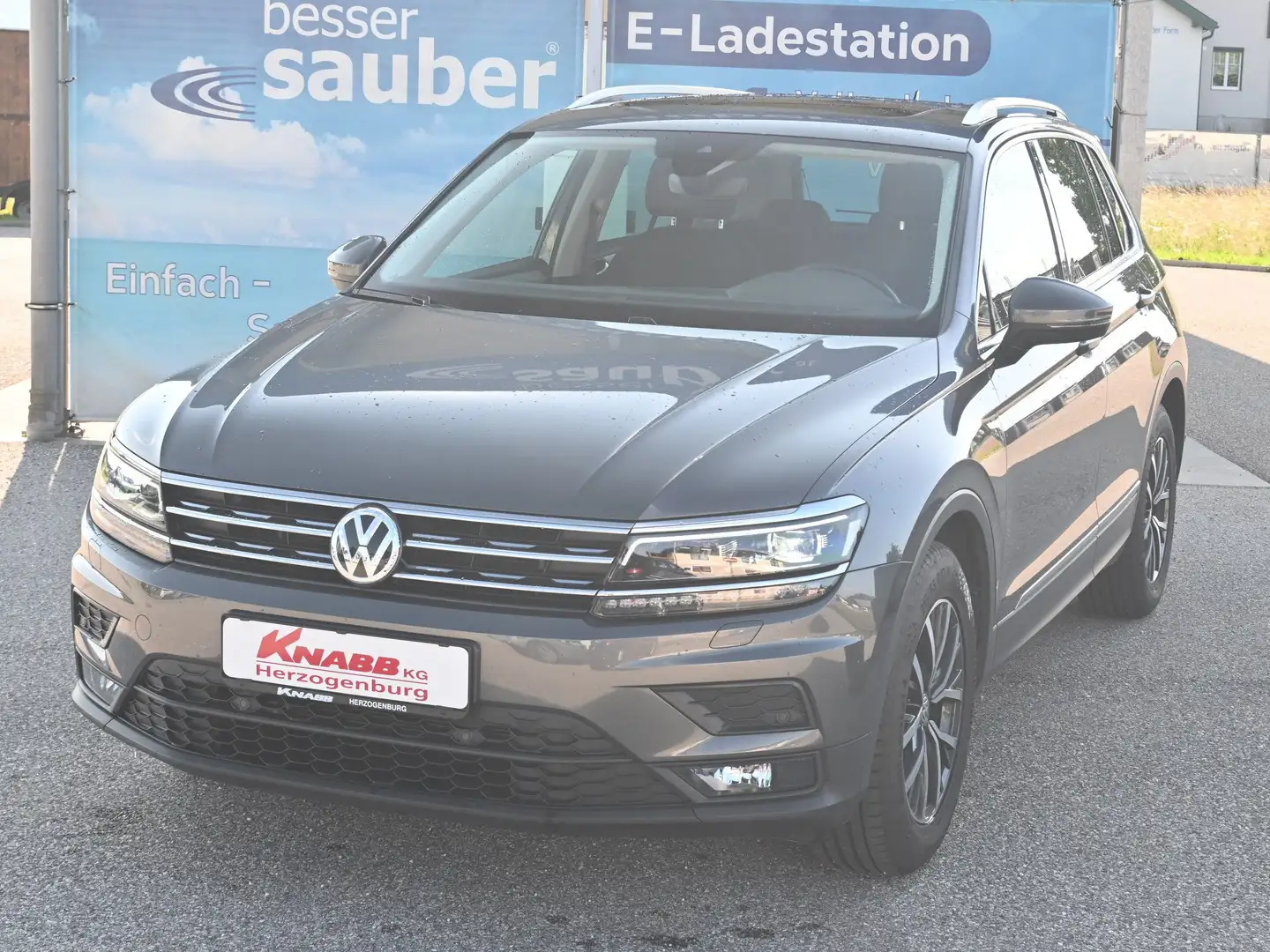Volkswagen Tiguan 1,5 TSI ACT Sky Gris - 1