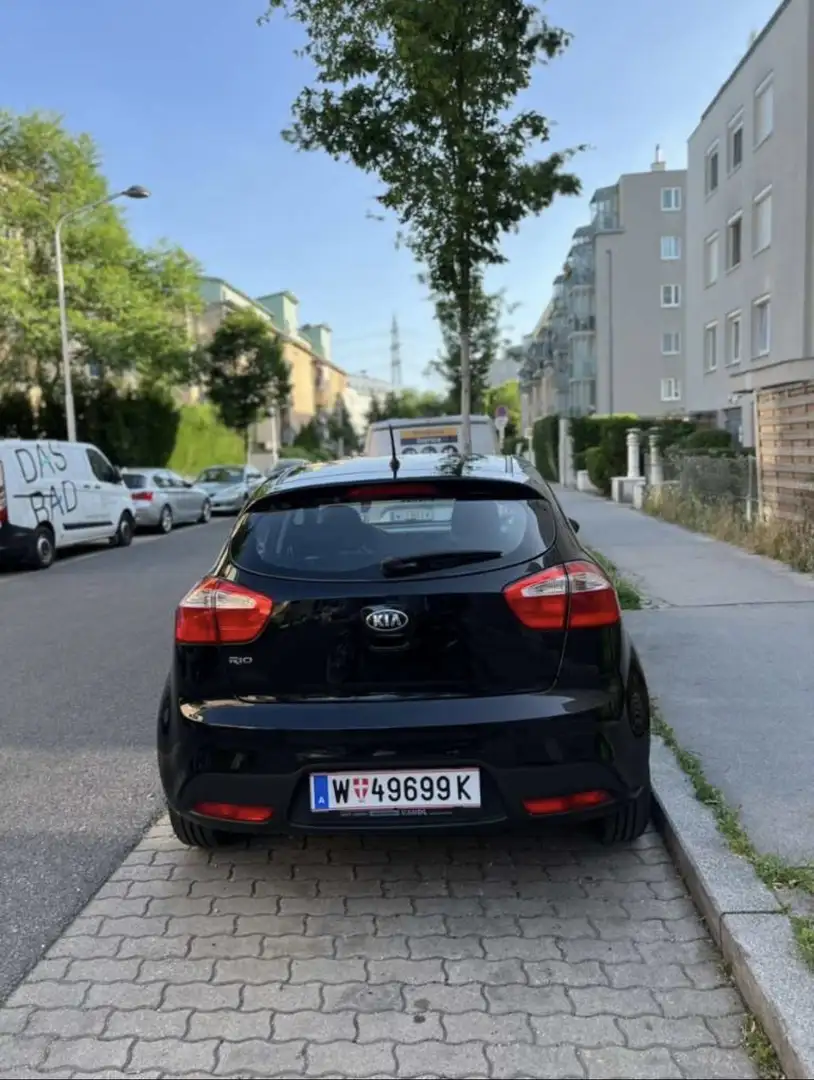 Kia Rio 1.2 Business Line Schwarz - 2
