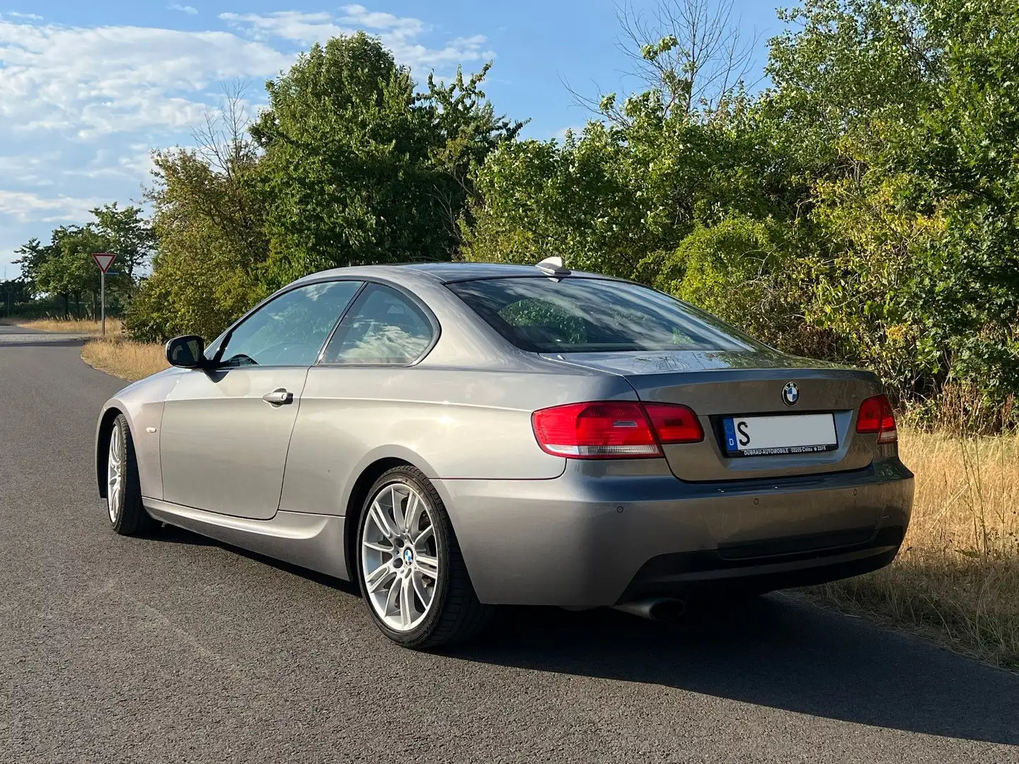 BMW 320 Coupe 320i M-Paket Gri - 2