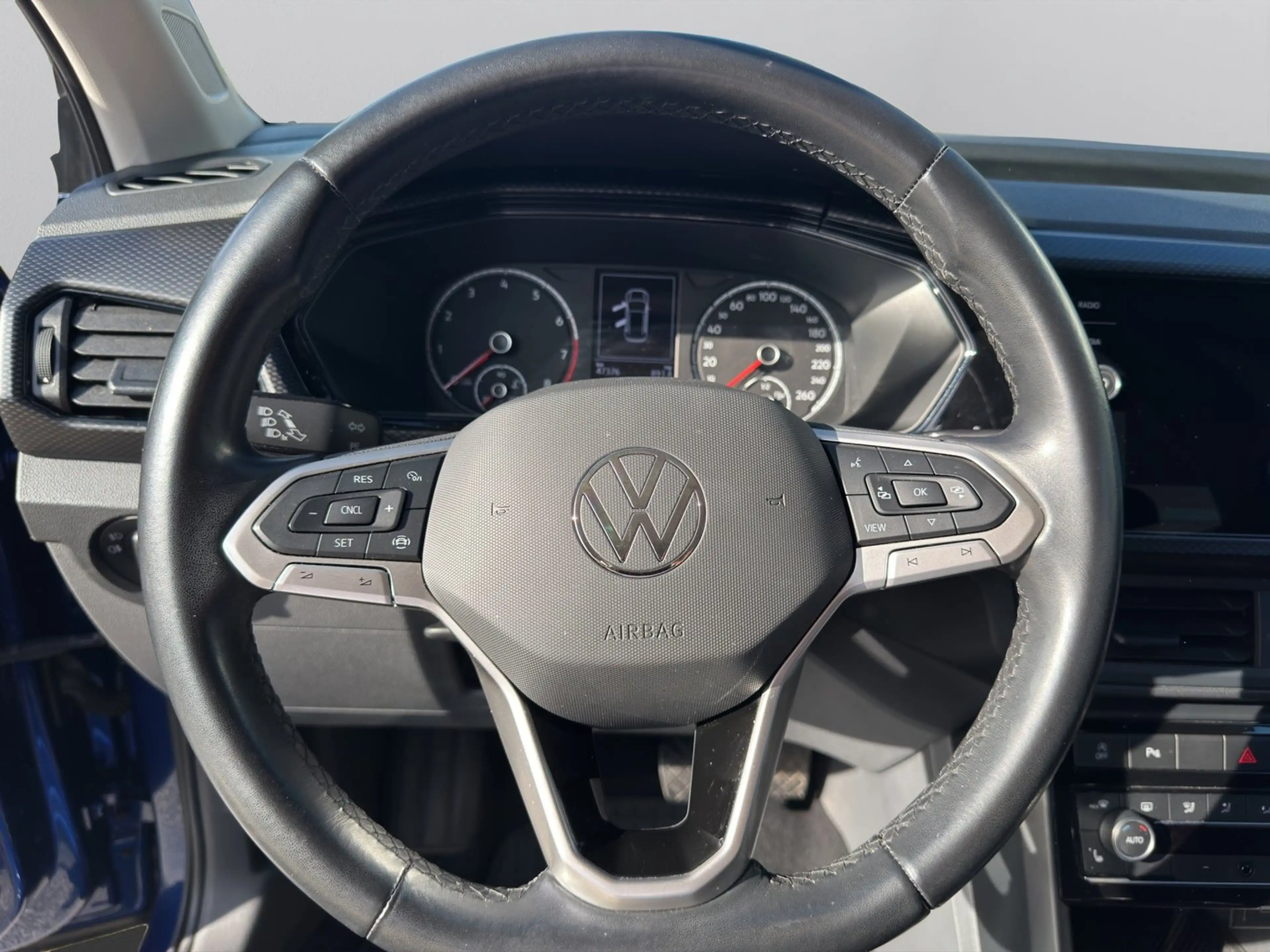 Volkswagen T-Cross Life TSI — photo 13