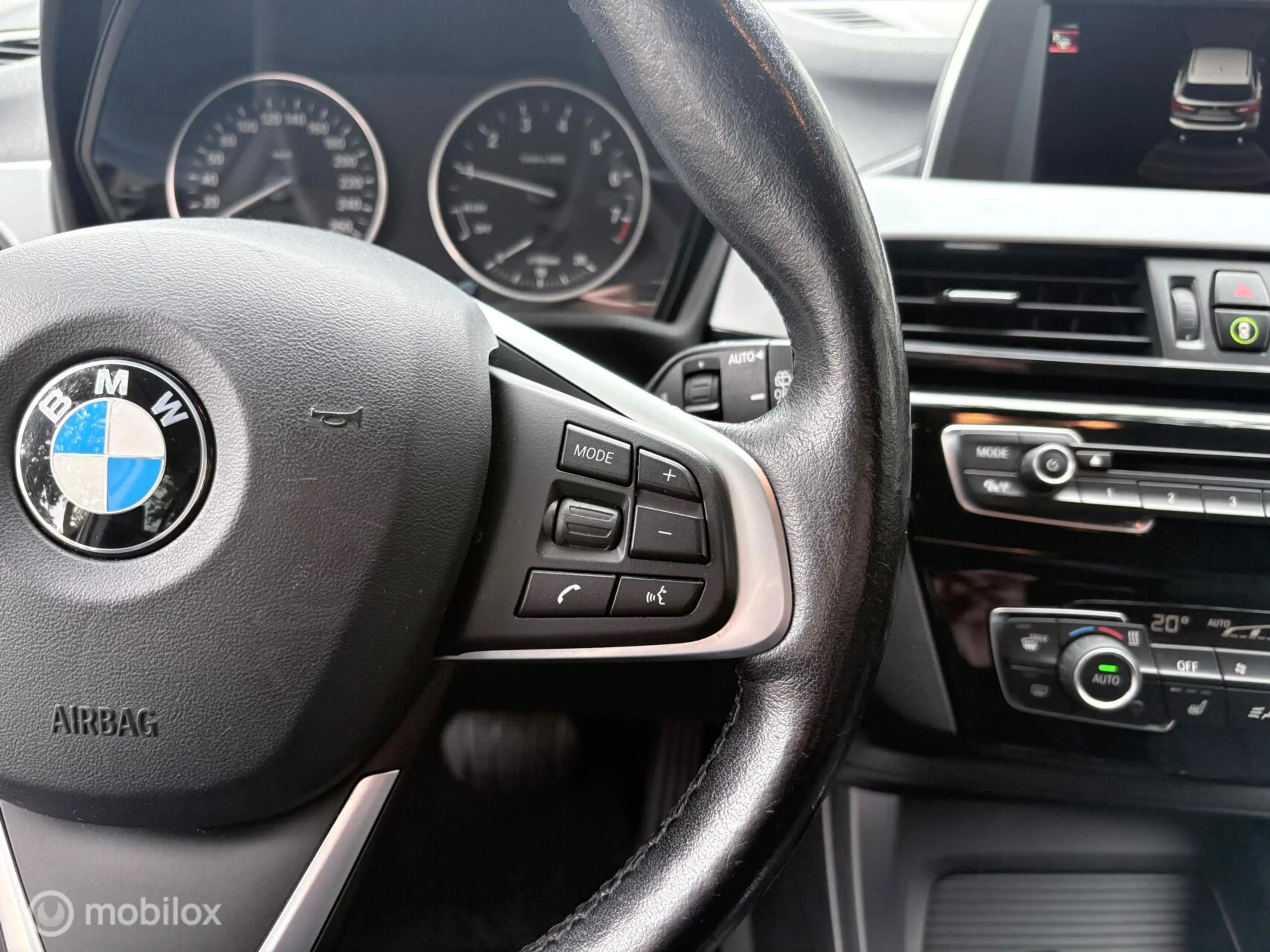 BMW X1 sDrive18i Centennial Executive | AUTOMAAT | TREKH. — photo 27