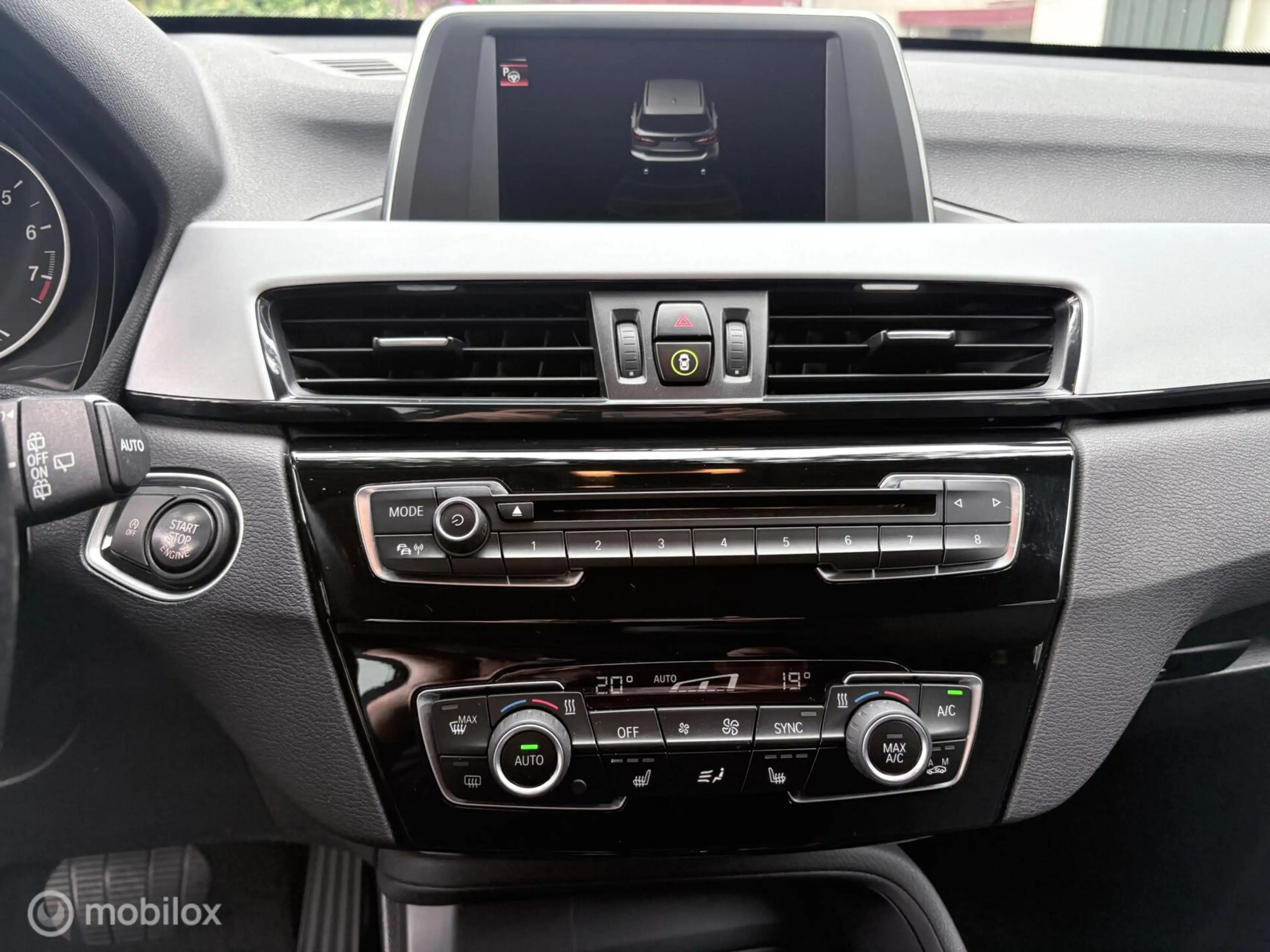 BMW X1 sDrive18i Centennial Executive | AUTOMAAT | TREKH. — photo 19
