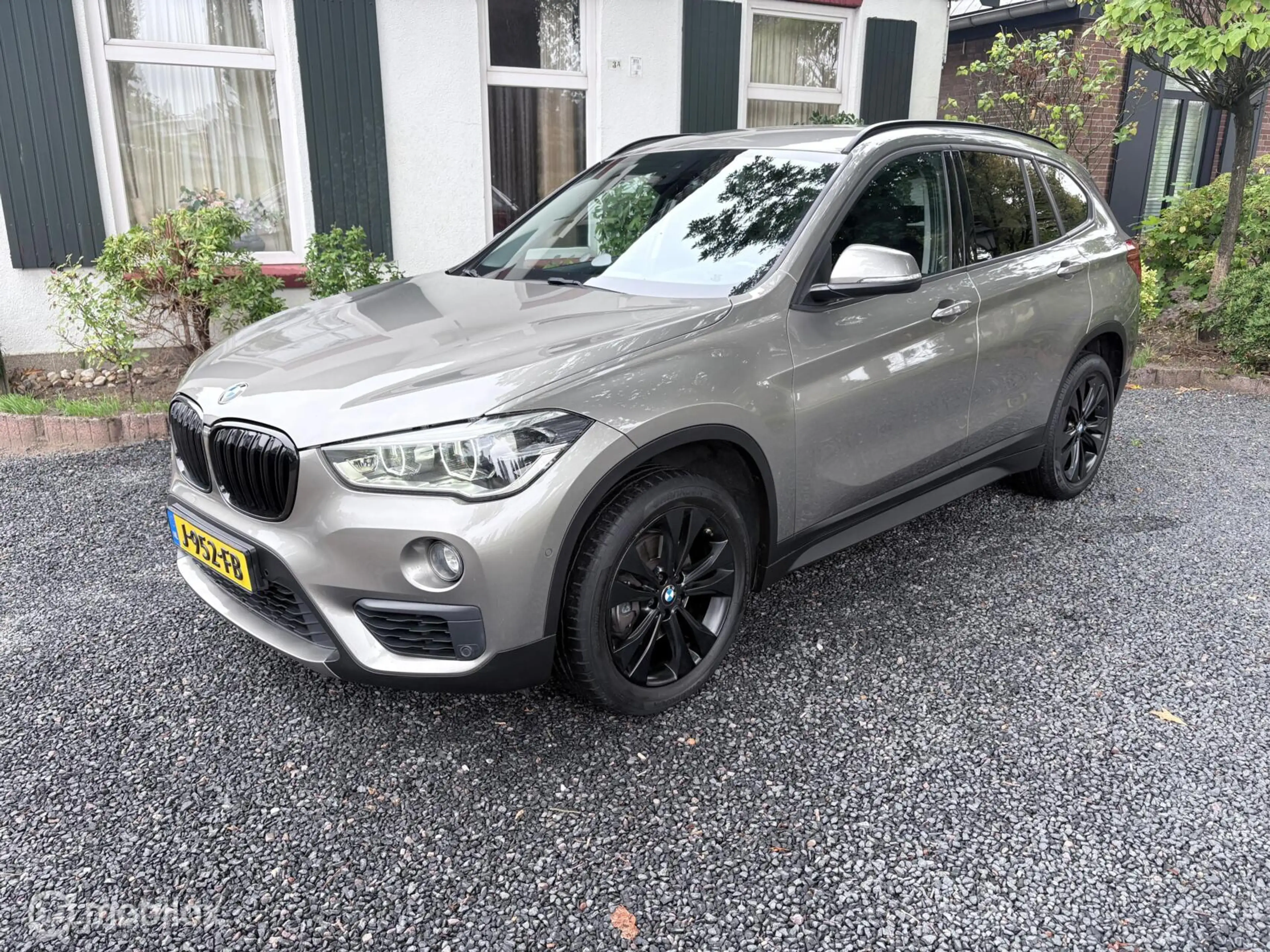 BMW X1 sDrive18i Centennial Executive | AUTOMAAT | TREKH. — photo 25