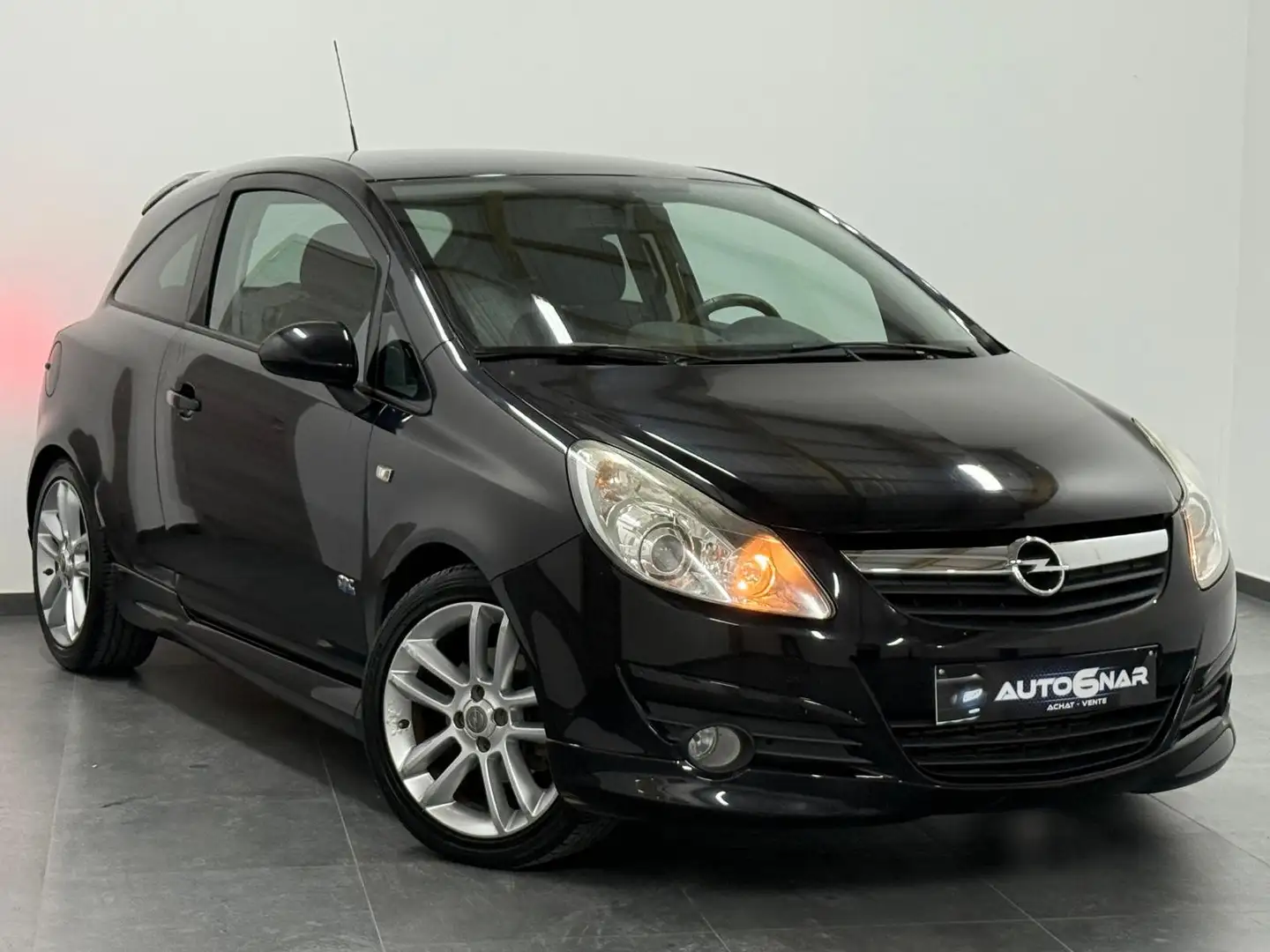 Opel Corsa Corsa 1.3 CDTi OPC - AIRCO - CARNET Black - 1
