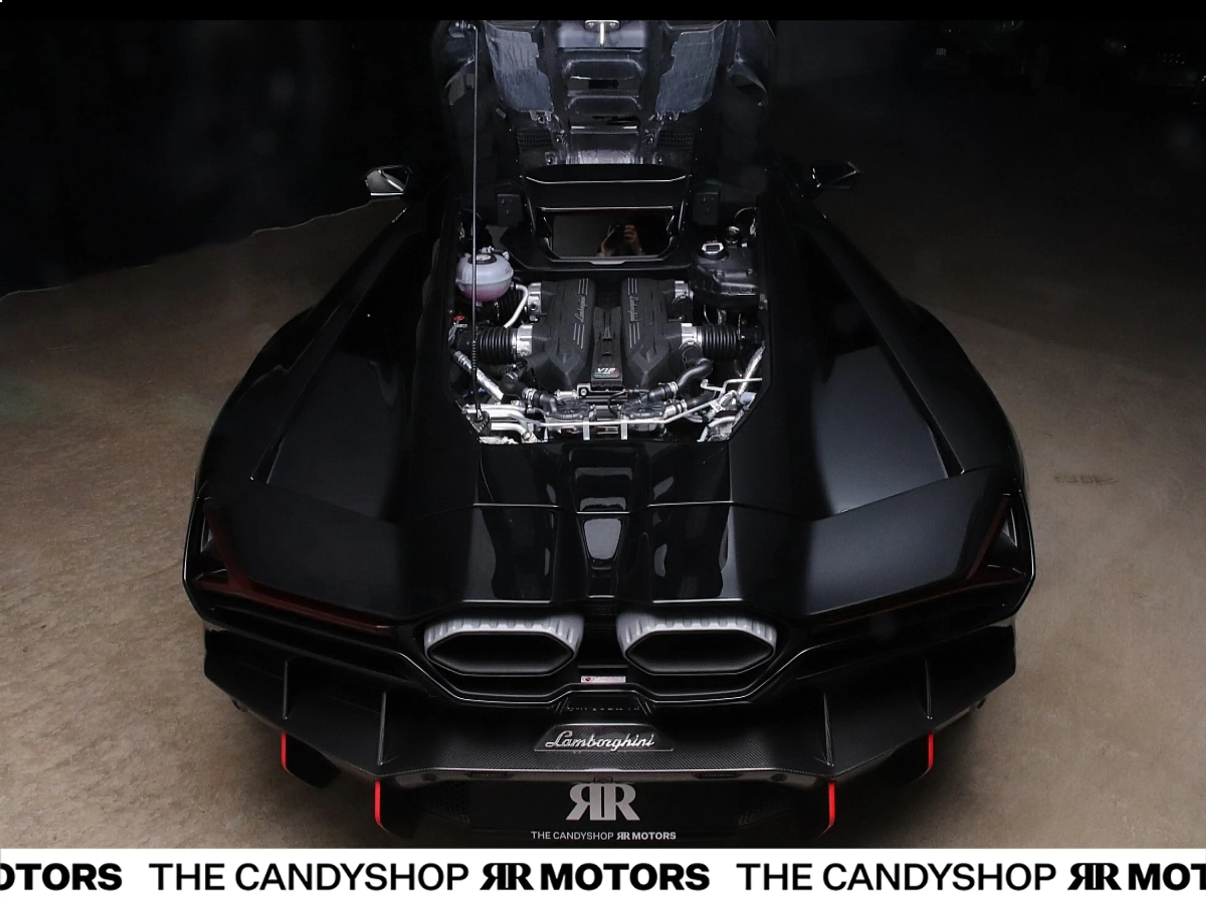 Lamborghini Revuelto *NeroNoctis*LIFT*NEU* — photo 6