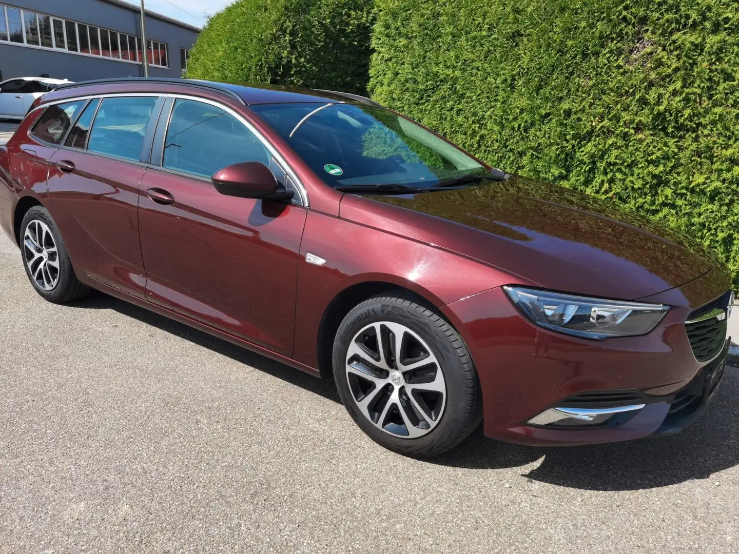 Opel Insignia B Sports Tourer Business Edition Braun - 1