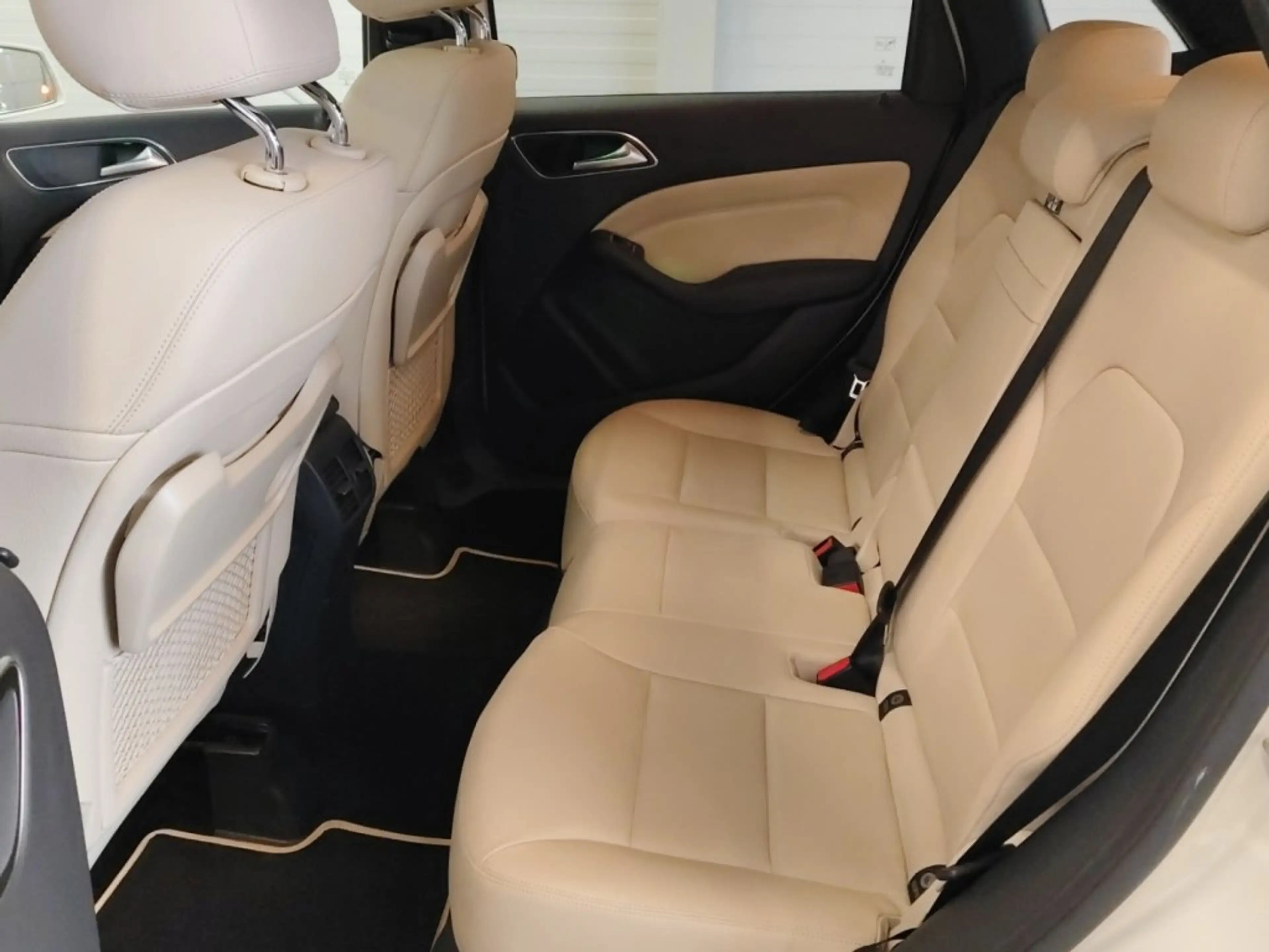 Mercedes-Benz B 200 Mercedes-Benz B200 d — photo 8