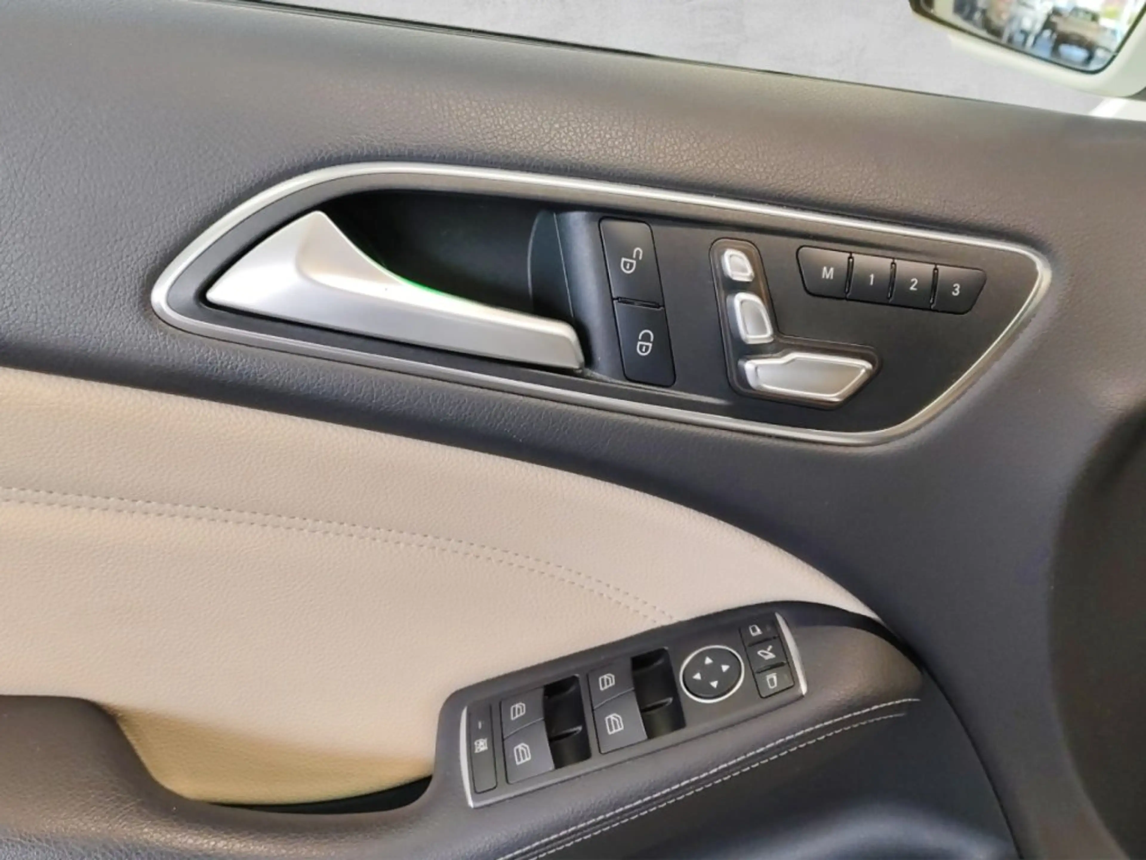 Mercedes-Benz B 200 Mercedes-Benz B200 d — photo 7