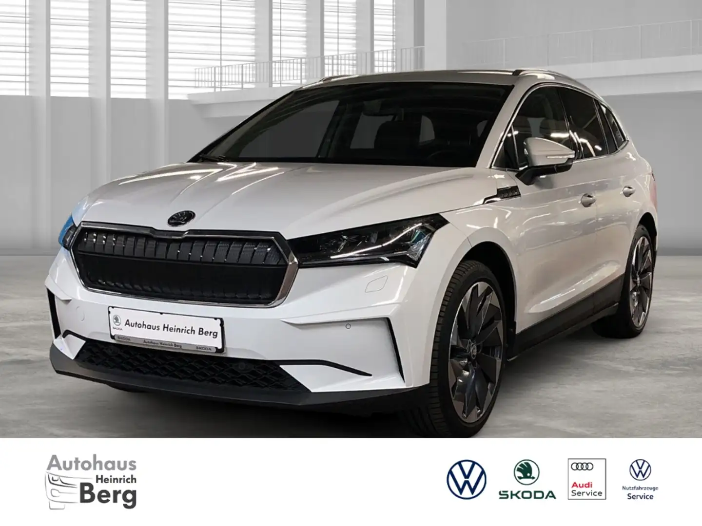 Skoda Enyaq 80 AHK Navi Leder Wärmepumpe Memory Sitze LED Kurv Weiß - 1