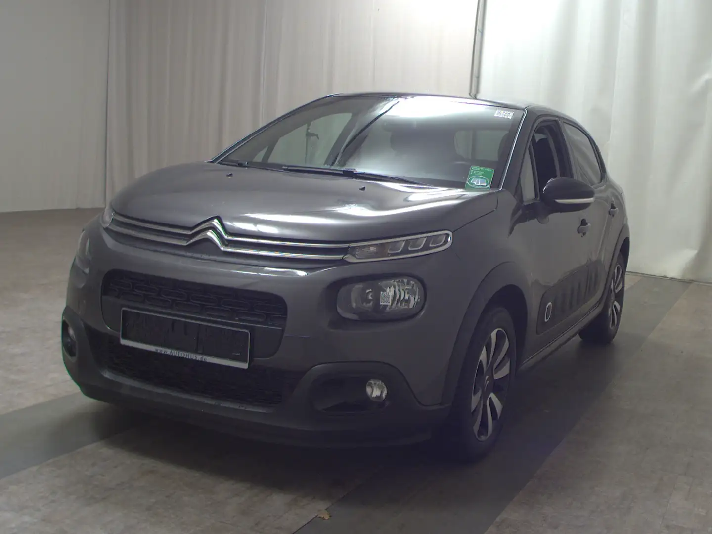 Citroen C3 1.5 BlueHDi Shine Navi Vorr. Shz PDC Pano Grau - 2