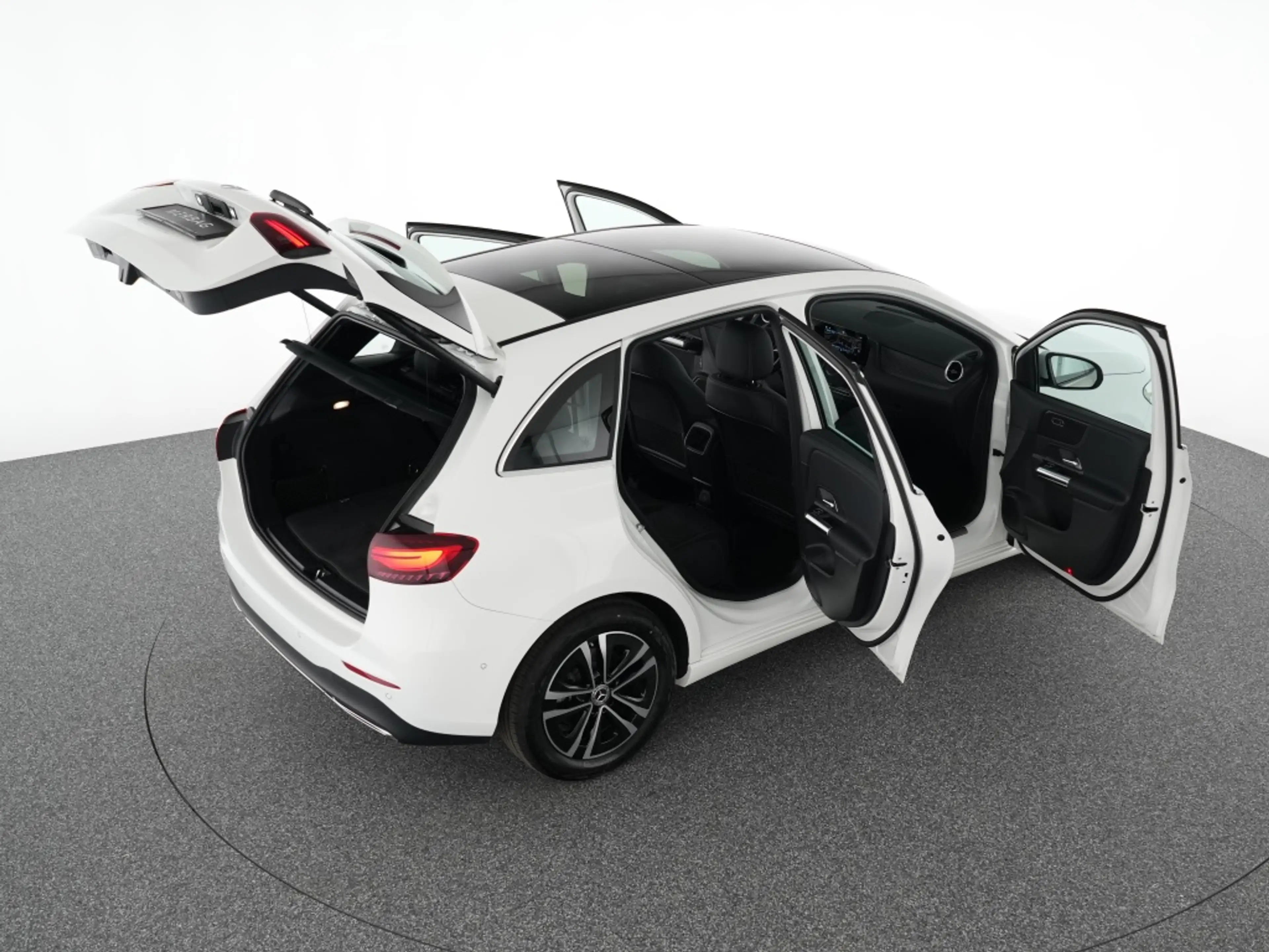 Mercedes-Benz B 220 4MATIC Pano, Kam, LED, Winter, Easy-Pack — photo 13