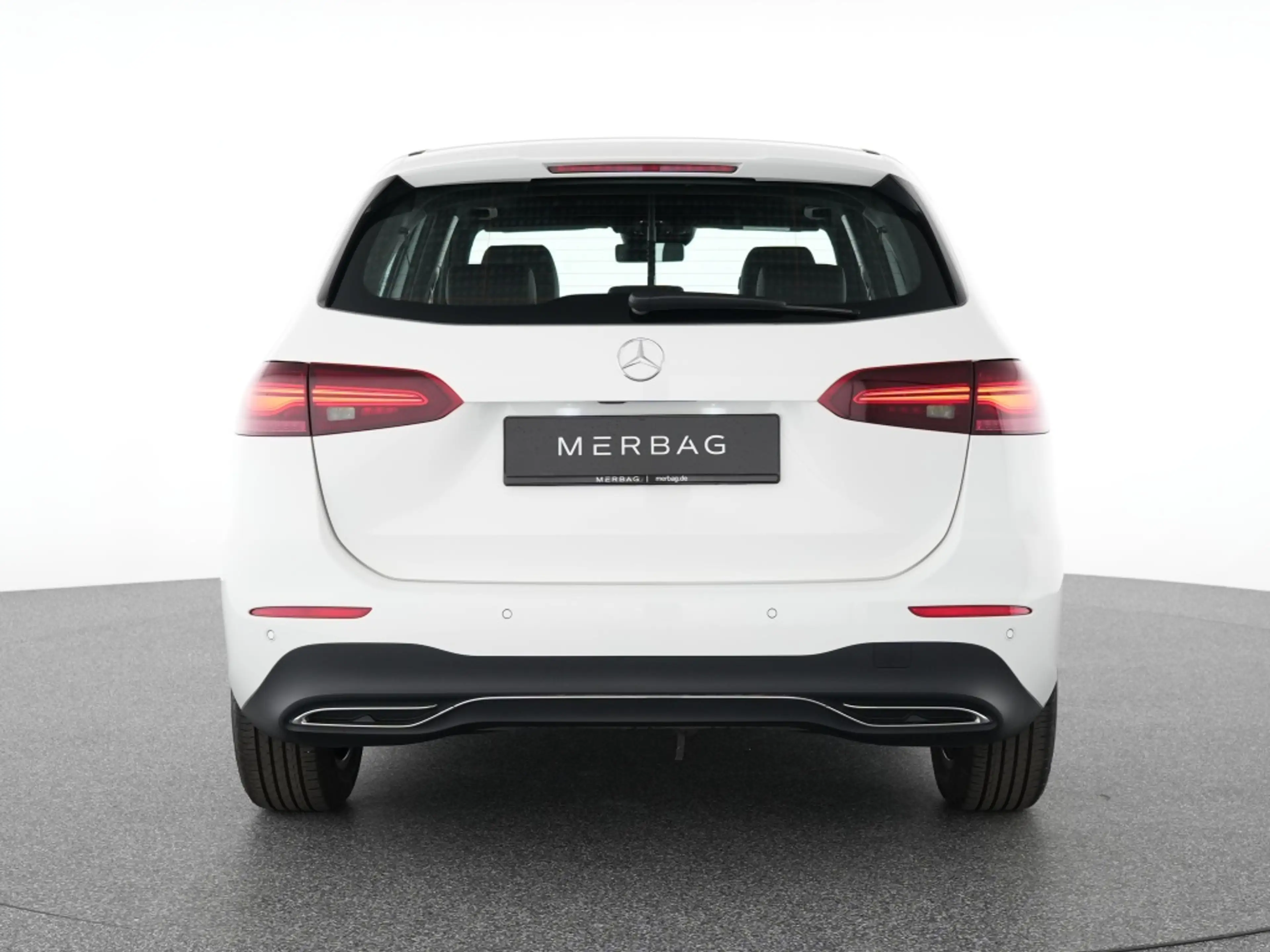 Mercedes-Benz B 220 4MATIC Pano, Kam, LED, Winter, Easy-Pack — photo 4