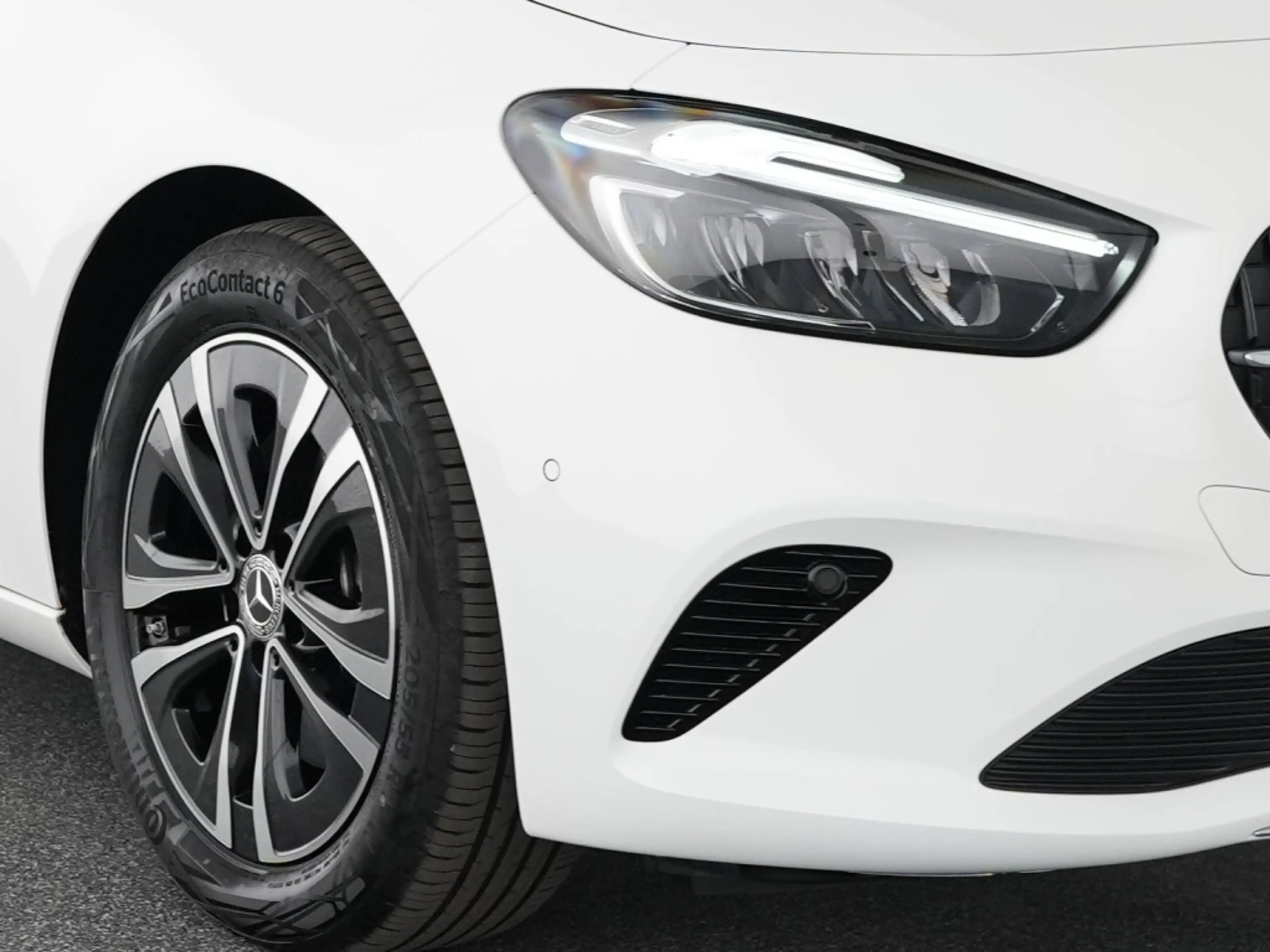 Mercedes-Benz B 220 4MATIC Pano, Kam, LED, Winter, Easy-Pack — photo 7