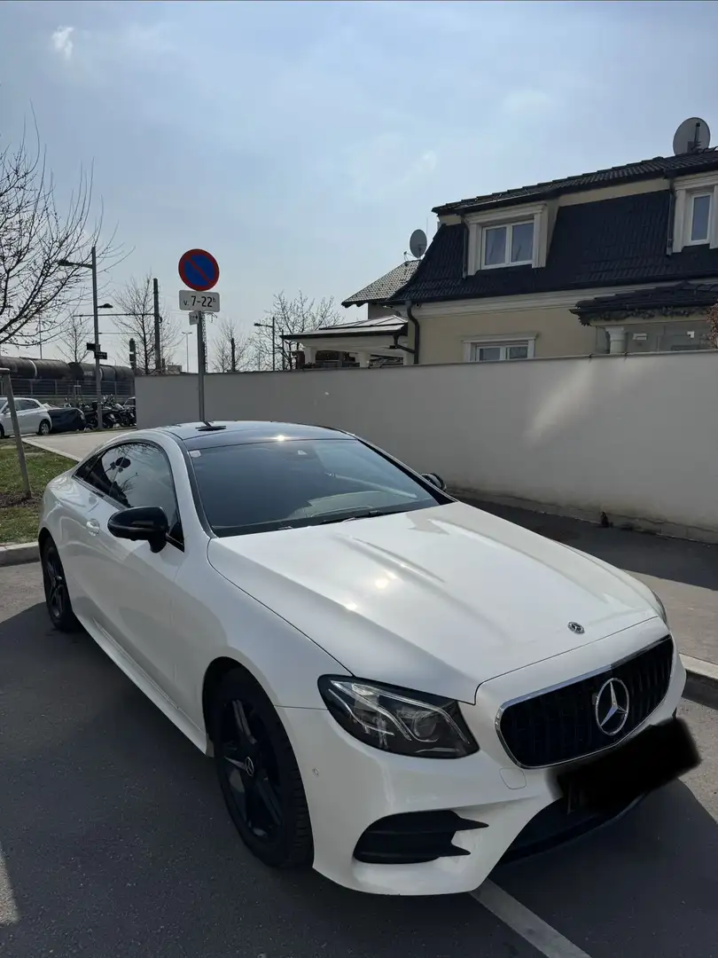 Mercedes-Benz E 220 d 4MATIC Aut. - 2