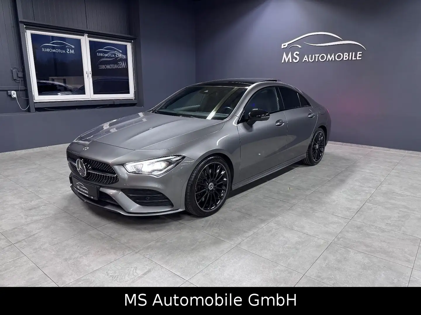 Mercedes-Benz CLA 250 Coupe AMG Line MBUX Panoramadach Gris - 2