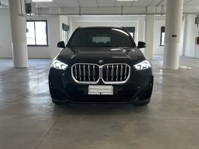 BMW X1 view 5