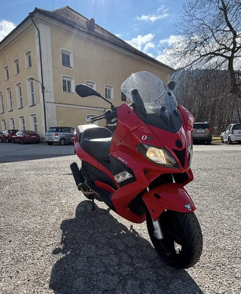 Gilera Nexus 250