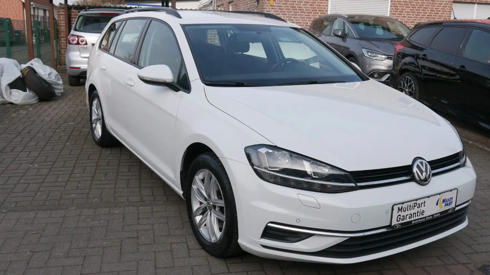 Volkswagen Golf 7 Comfortline Variant Weiß - 1