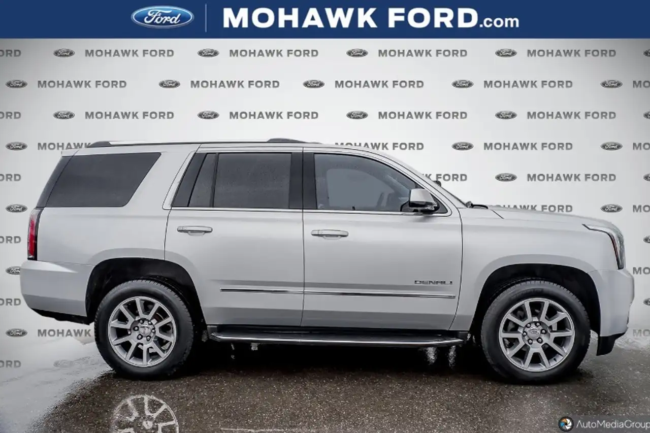 GMC Yukon photo GMC Yukon