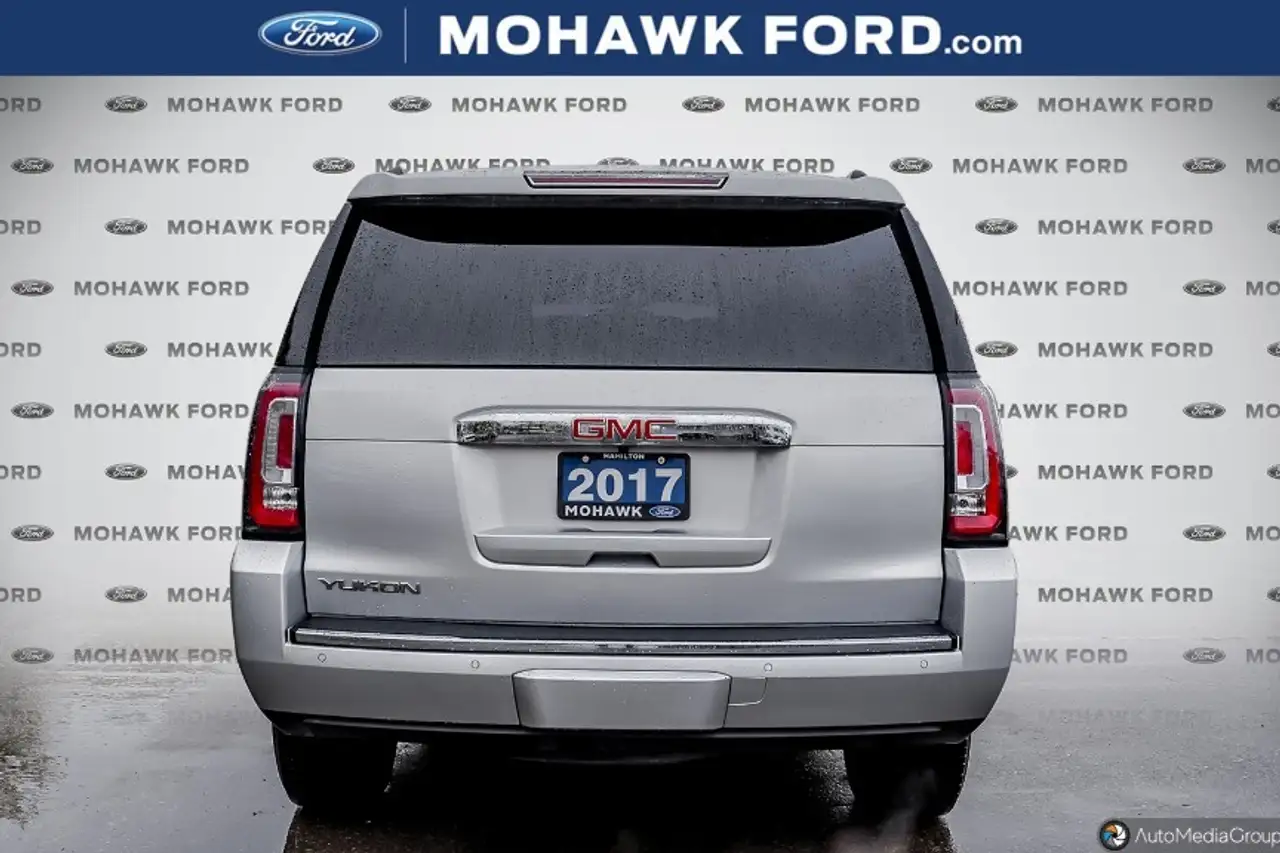 GMC Yukon photo GMC Yukon