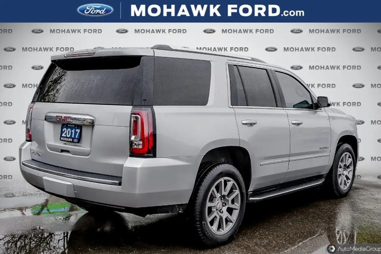 GMC Yukon photo GMC Yukon