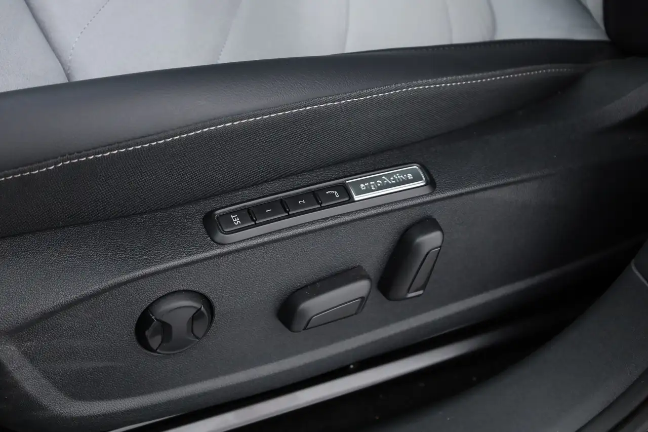 Volkswagen ID.3 Pro 58 kWh Pano HUD 360cam Memory Afn. T, миниатюра 5