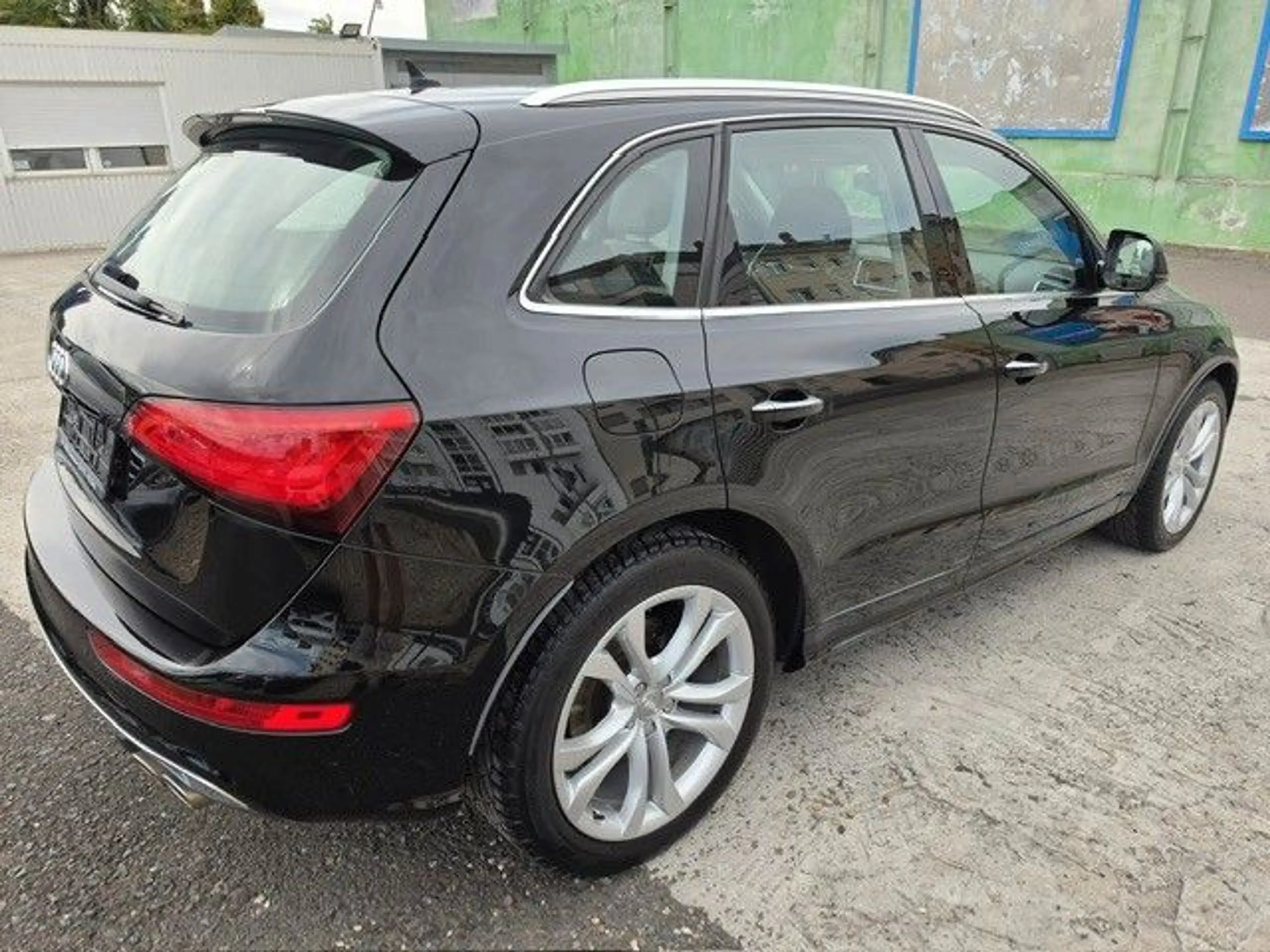 Audi SQ5 3.0 TDI quattro AUTOM*LEDER*PANO — photo 4