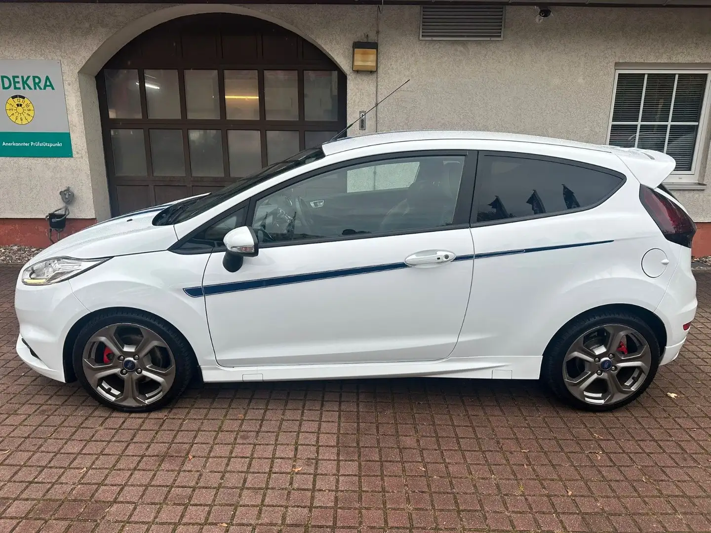 Ford Fiesta ST*SONY*SITZHZG*RECARO* Wit - 2