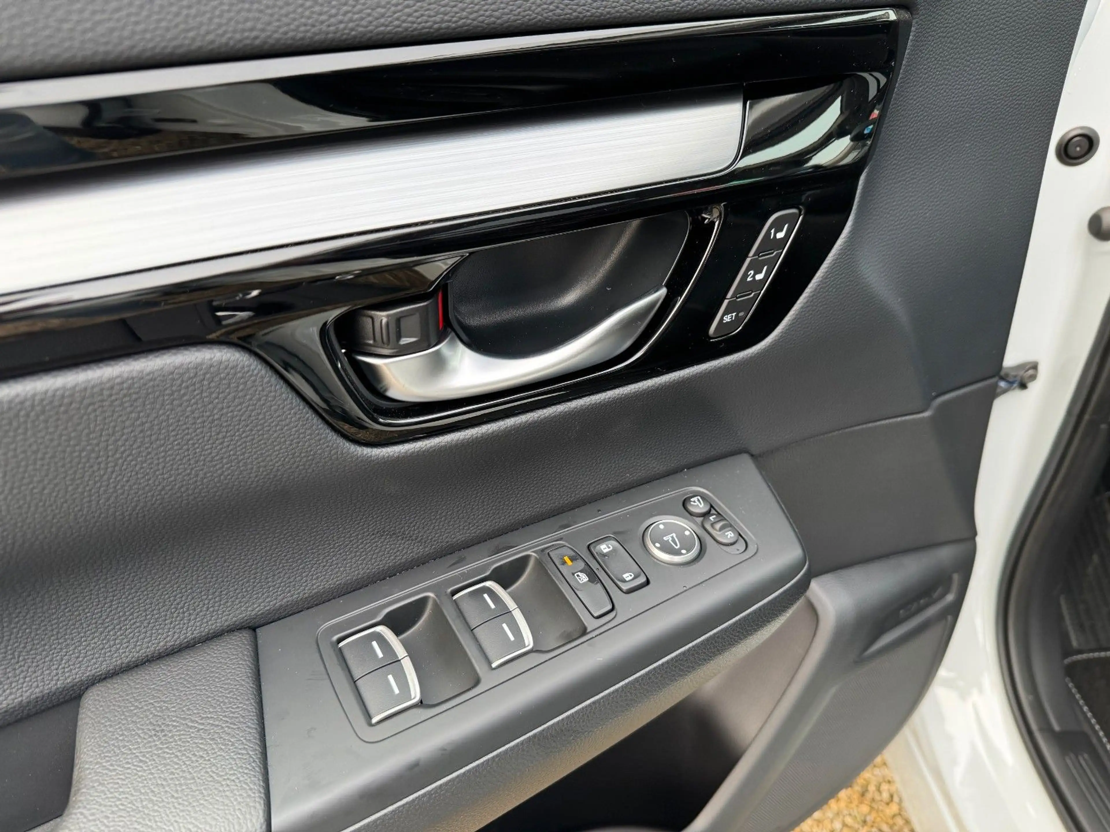 Honda CR-V 2.0 e:HEV AWD Advance — photo 13