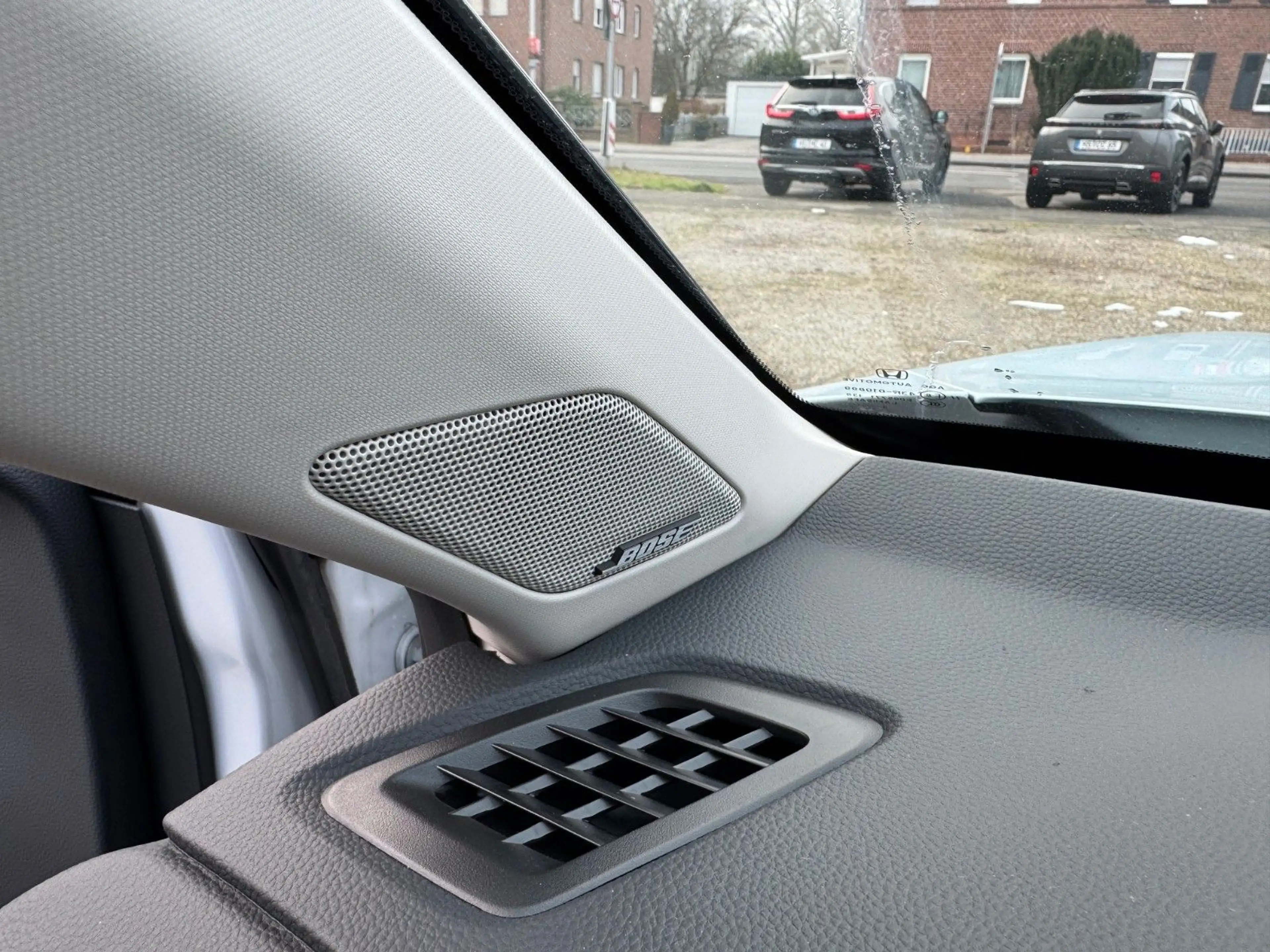 Honda CR-V 2.0 e:HEV AWD Advance — photo 14