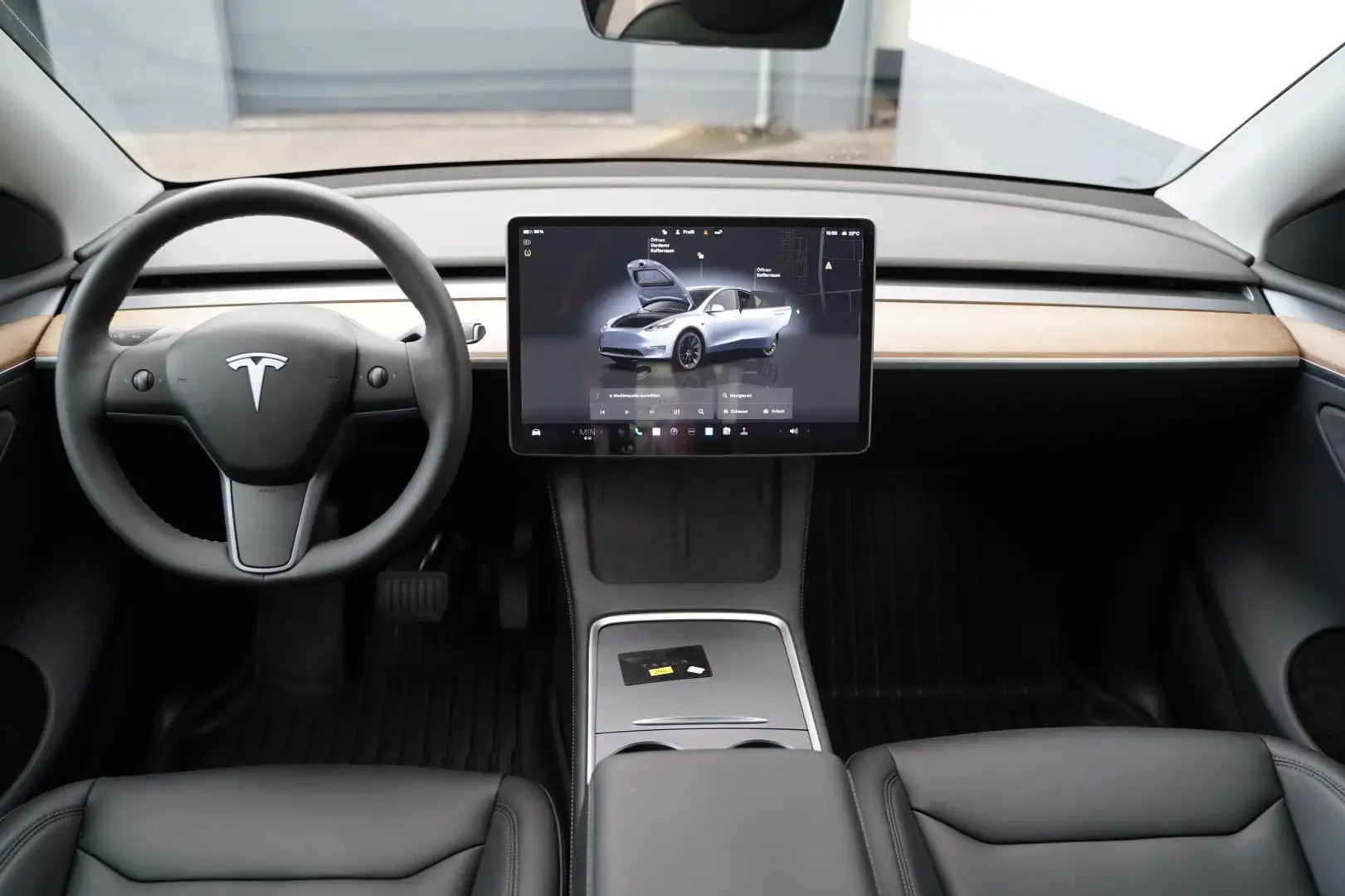 Tesla Model Y Long Range AWD *20-Zoll*Matrix-LED* Silber - 2
