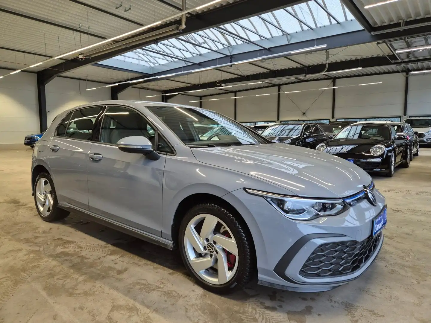 Volkswagen Golf VIII GTE eHYBRID NAV LED SITZHZ PDC CARPLAY Grau - 2