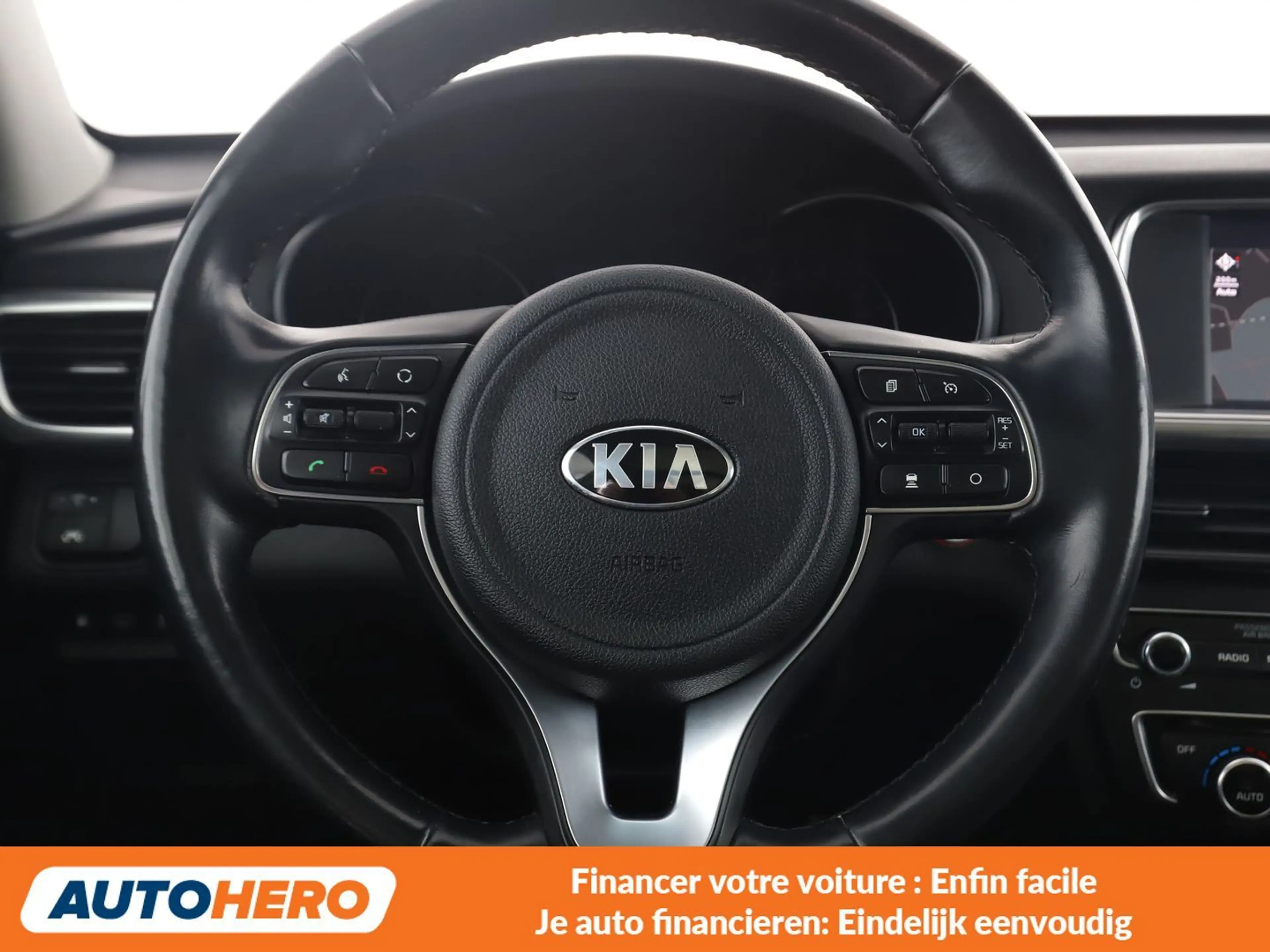 Kia Optima 1.7 CRDi Business Class — photo 5