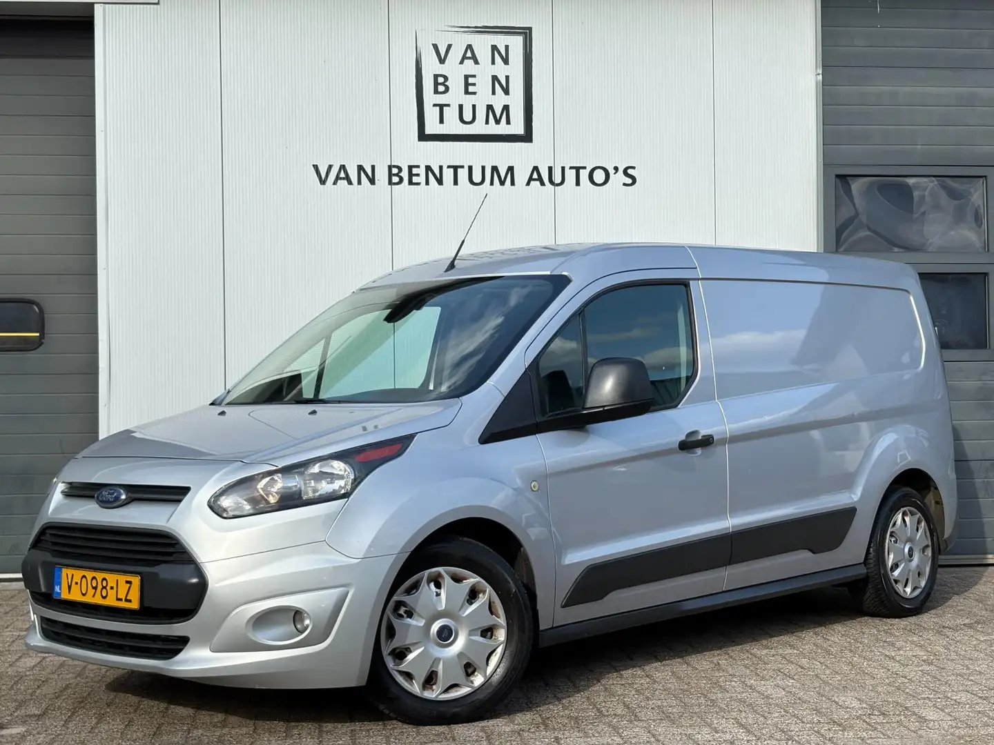 Ford Transit Connect 1.5 TDCI 101pk L2 Navi Camera Airco Cruise 3-pers. Gris - 1