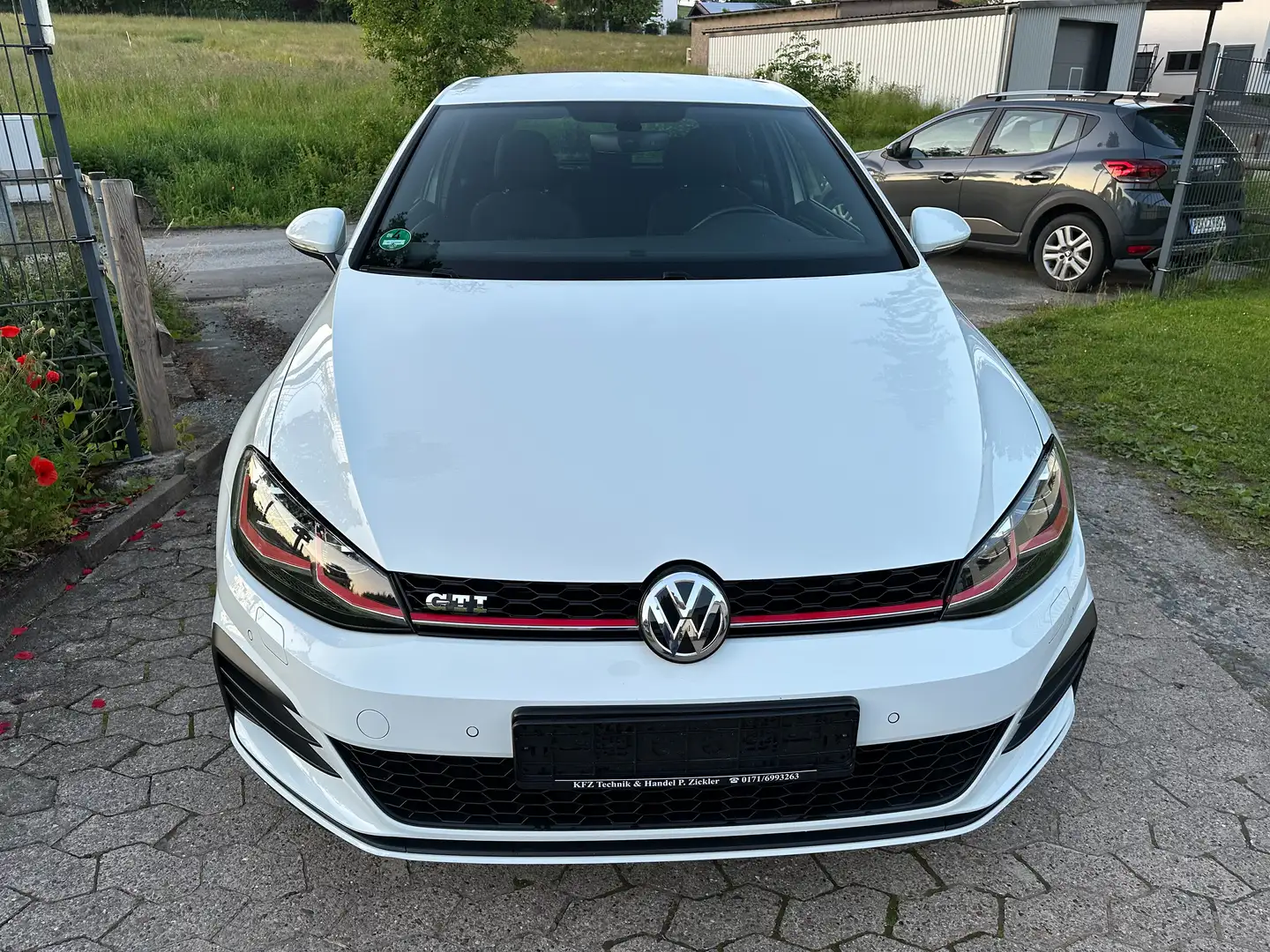 Volkswagen Golf GTI GTI BMT/Start-Stopp LED SW Virtual Cockpit 19 Zoll Weiß - 2