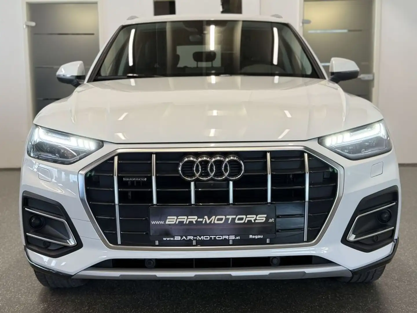 Audi Q5 40 TDI QUATTRO*SPORT*STHZ*LANE*ACC*AHK*TOP* Weiß - 2